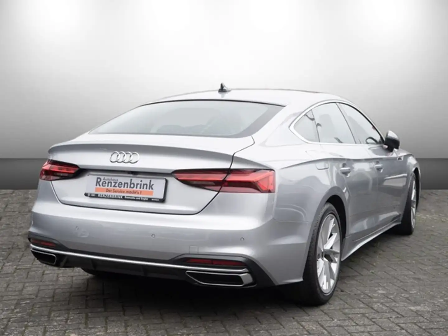 Audi A5 Sportback 35 TDI advanced RFK+PANO+STANDHEIZUNG Grau - 2
