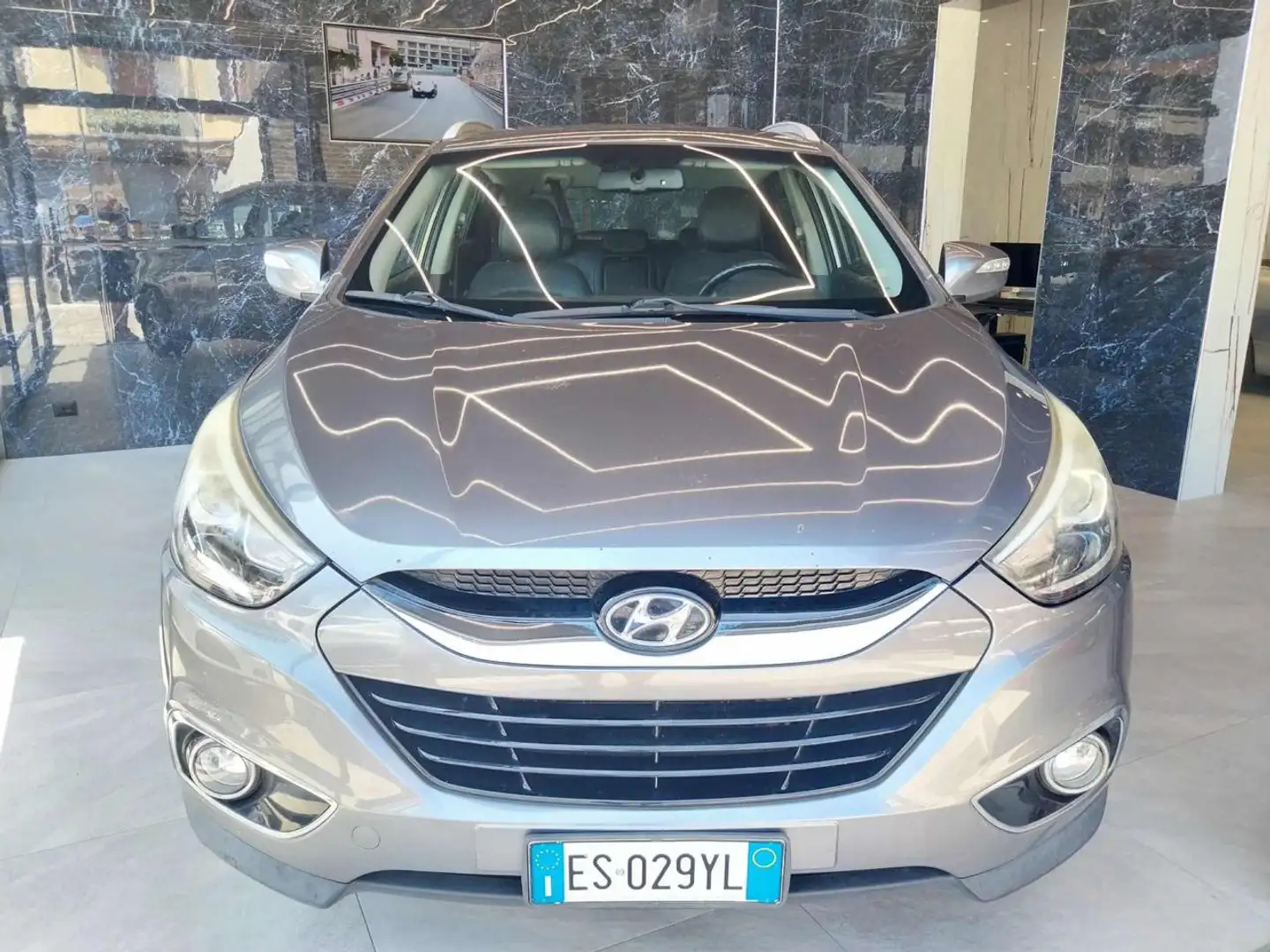 Hyundai iX35 1.7 CRDi 2WD Xpossible (Garanzia 12 Mesi) Grigio - 1