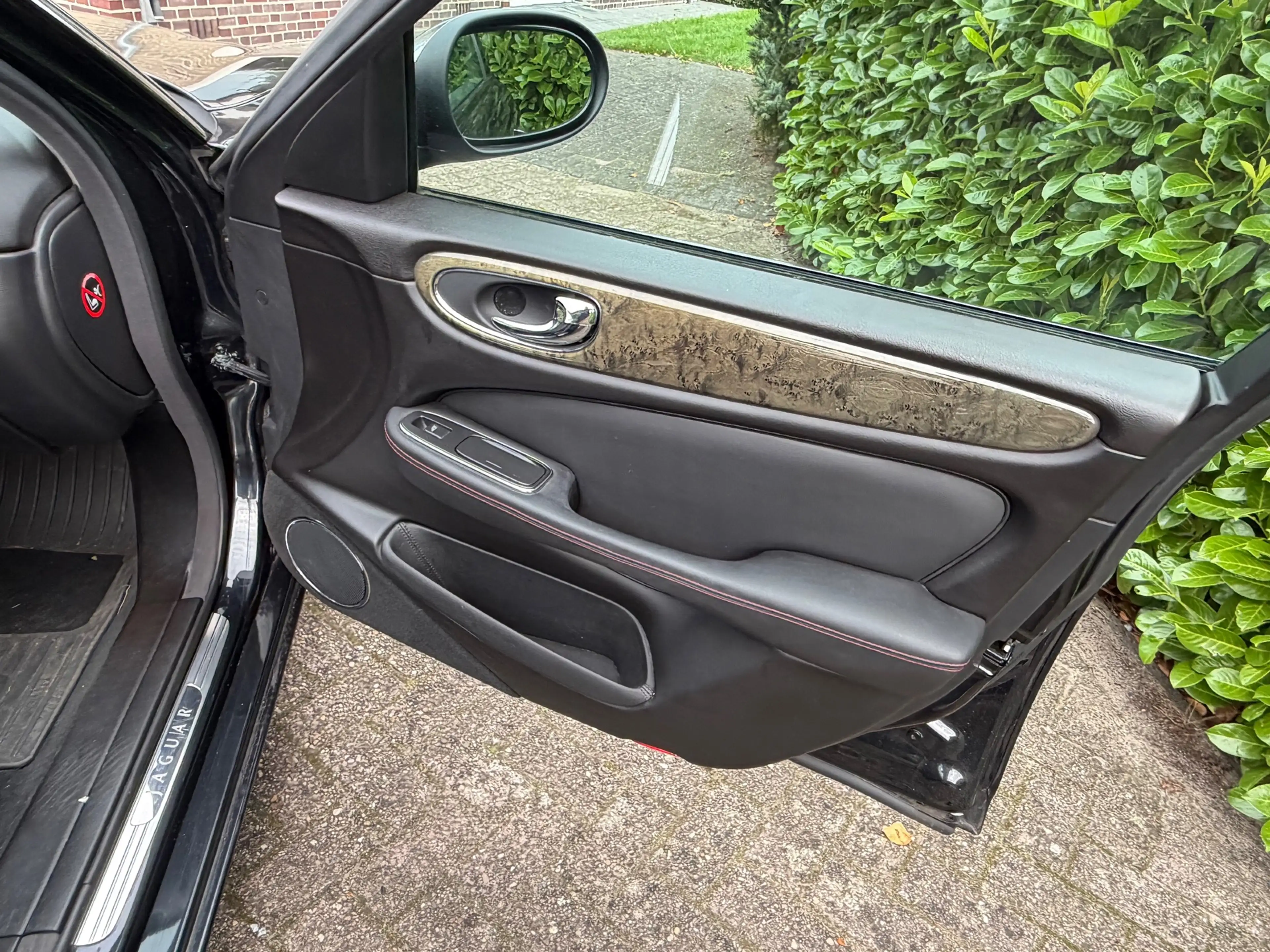 Jaguar XJR 4.2 V8 S/C — photo 9