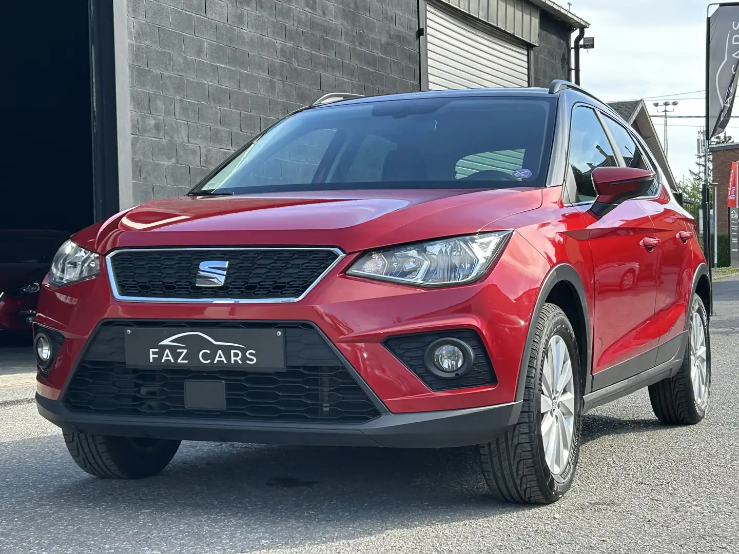 SEAT Arona 1.0 TSI Move! * 1ER PROP + CLIM + JANTES + GPS * Rouge - 1