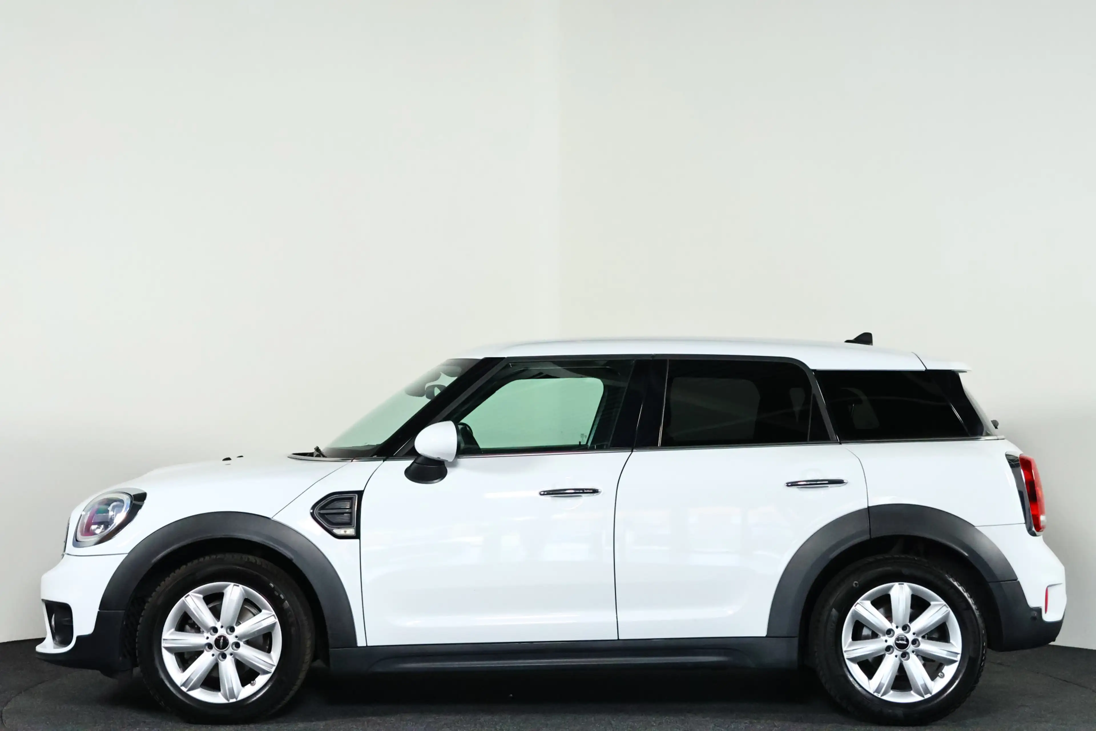 MINI One Countryman 1.5 Navi / Cruisecontrol / CarPlay / LED — photo 29
