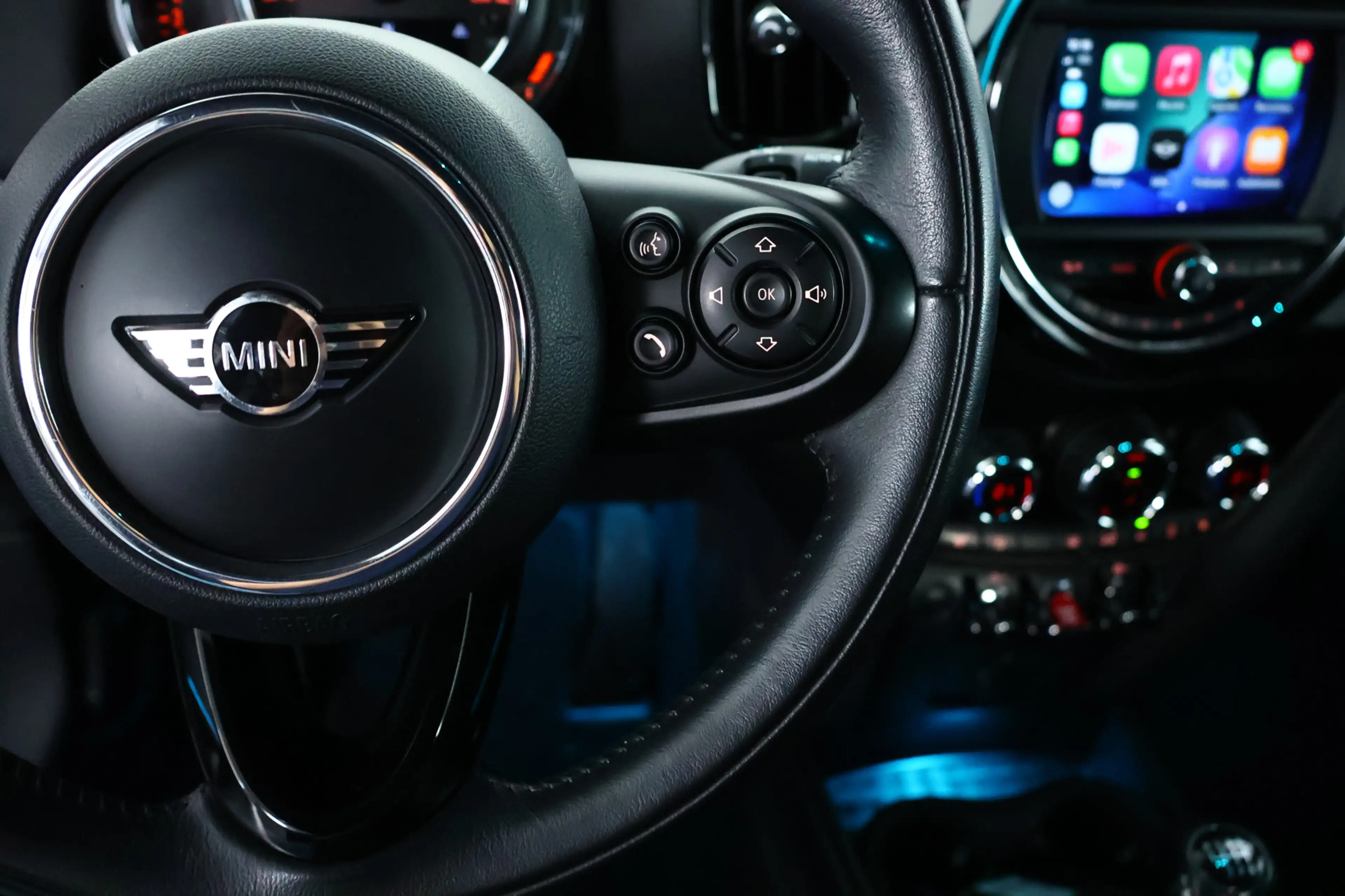 MINI One Countryman 1.5 Navi / Cruisecontrol / CarPlay / LED — photo 19