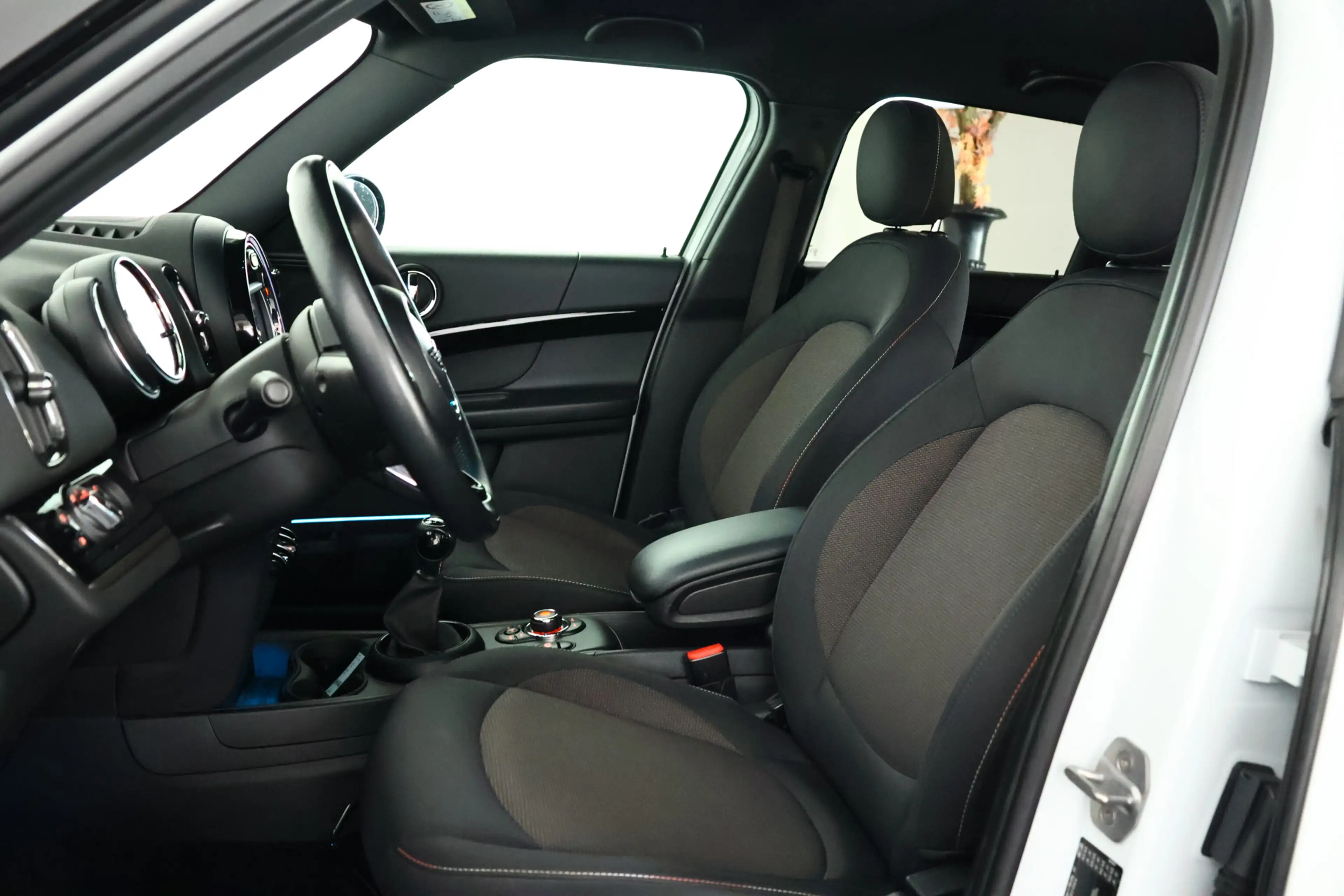 MINI One Countryman 1.5 Navi / Cruisecontrol / CarPlay / LED — photo 3