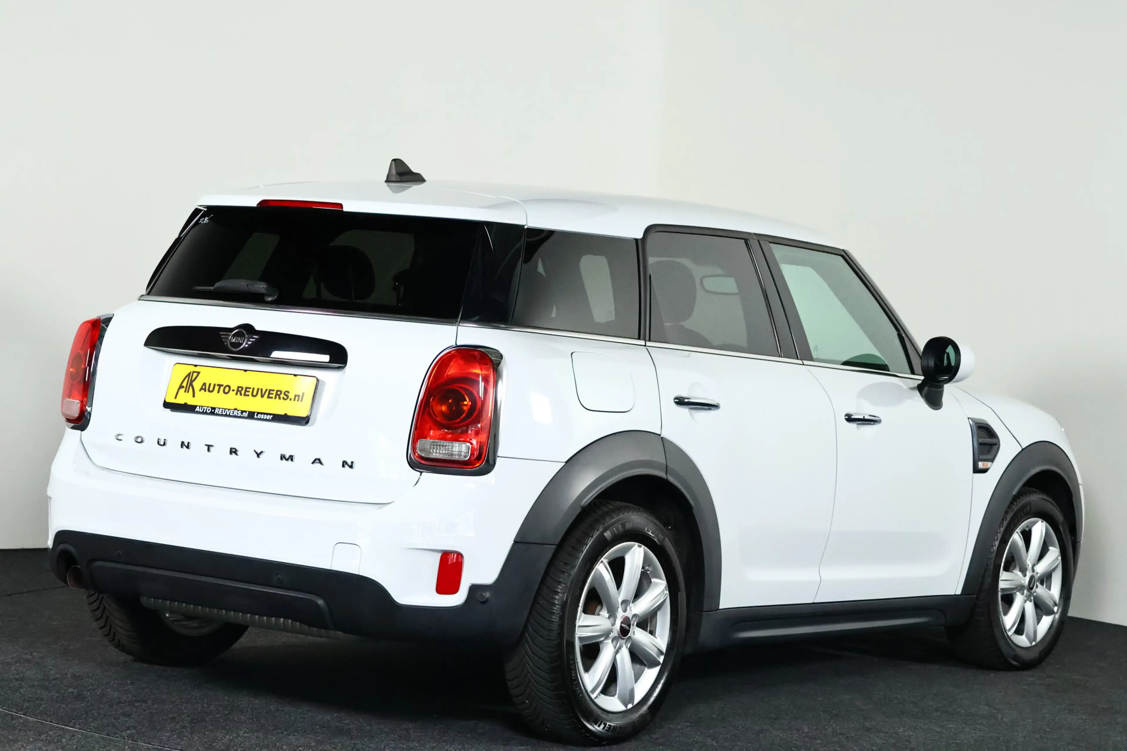 MINI One Countryman 1.5 Navi / Cruisecontrol / CarPlay / LED — photo 2