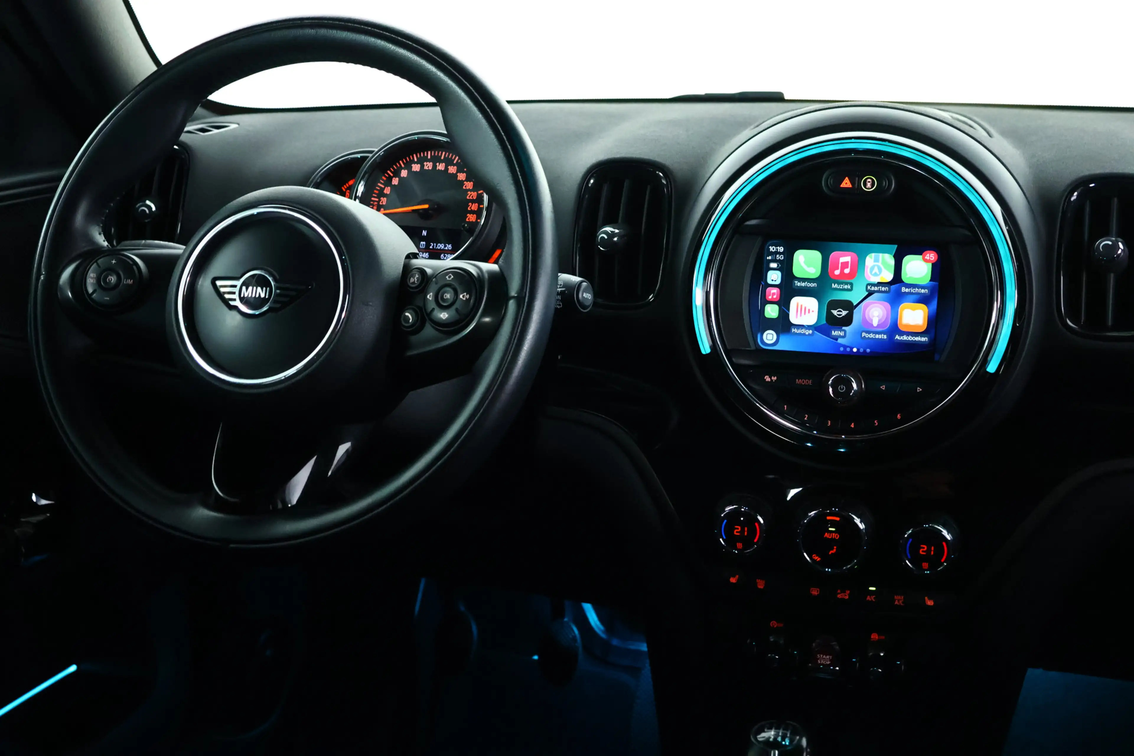 MINI One Countryman 1.5 Navi / Cruisecontrol / CarPlay / LED — photo 16