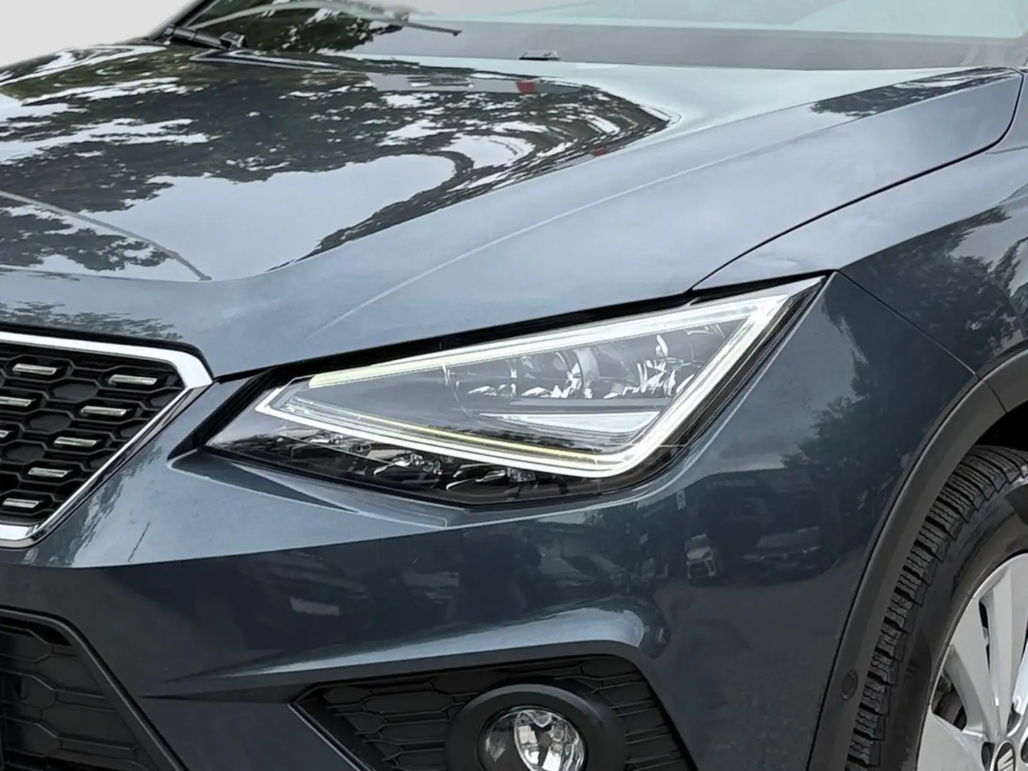 SEAT Arona 1.0 TGI Xcellence NAVI ACC LED SHZ Kamera Grigio - 2
