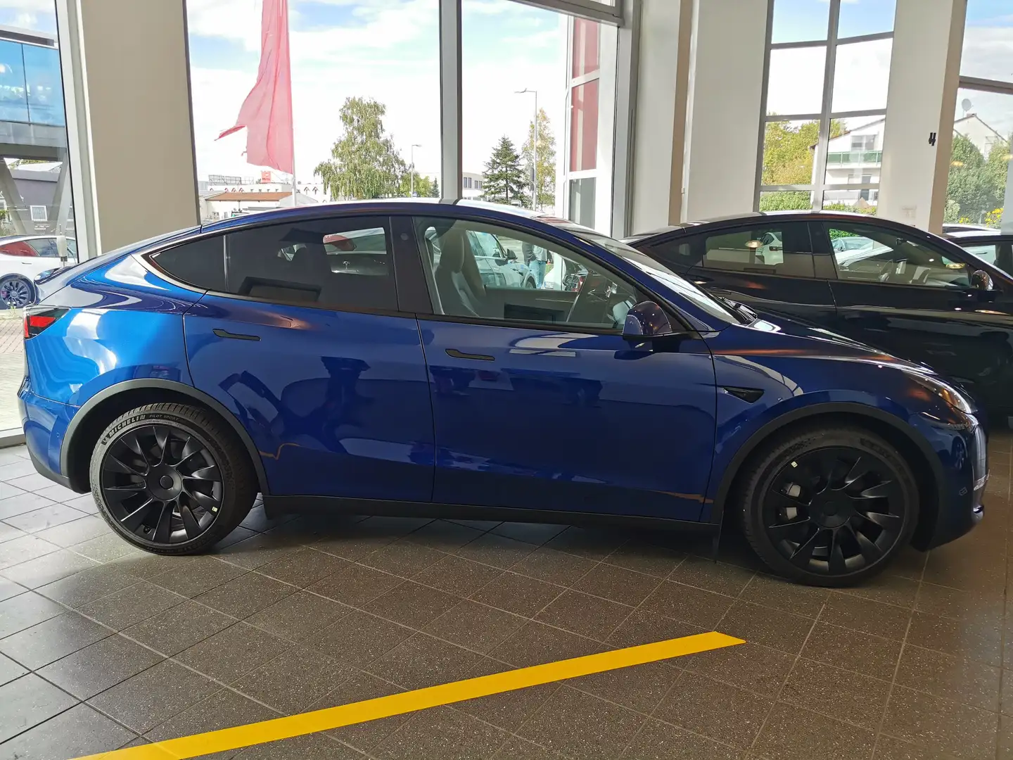 Tesla Model Y Model Y Long Range Dual Motor AWD Modrá - 2