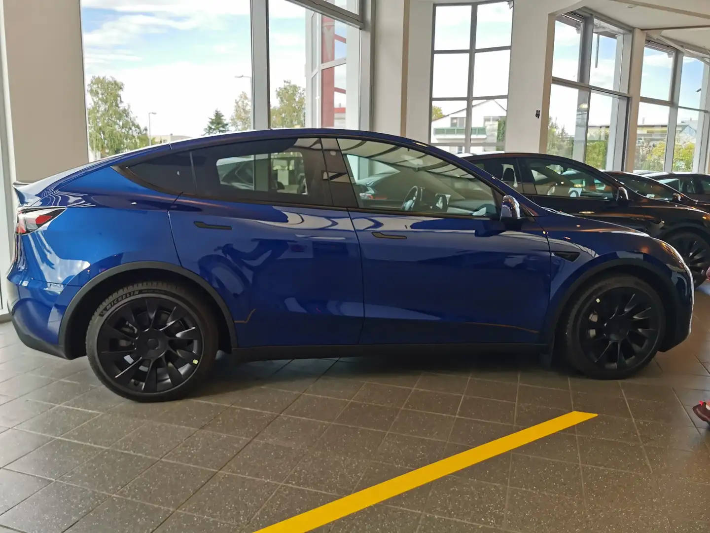 Tesla Model Y Model Y Long Range Dual Motor AWD Modrá - 1