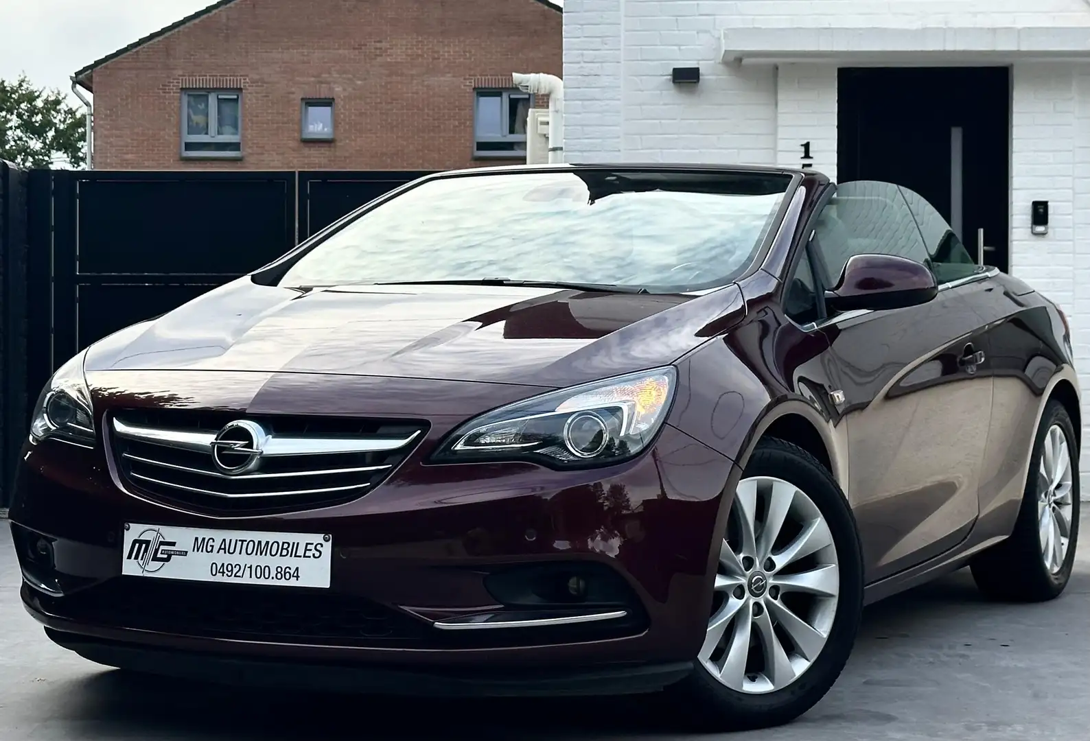 Opel Cascada CASCADA CABRIO 1.4 ESS COSMO S XÉNON SEMI CUIR Mauve - 1