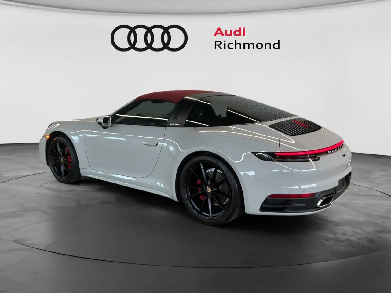 Porsche 911 снимка Porsche 911