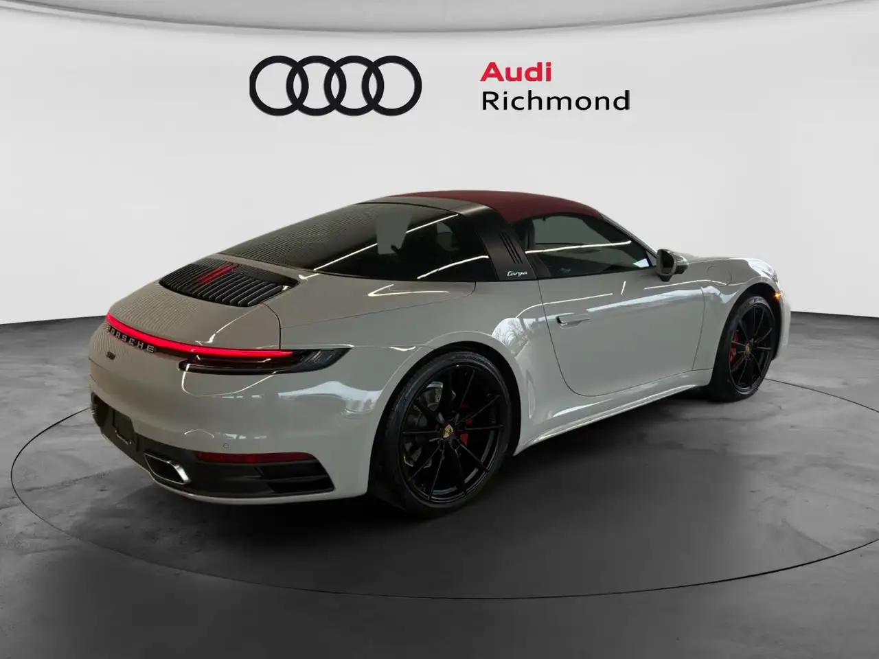 Porsche 911 снимка Porsche 911