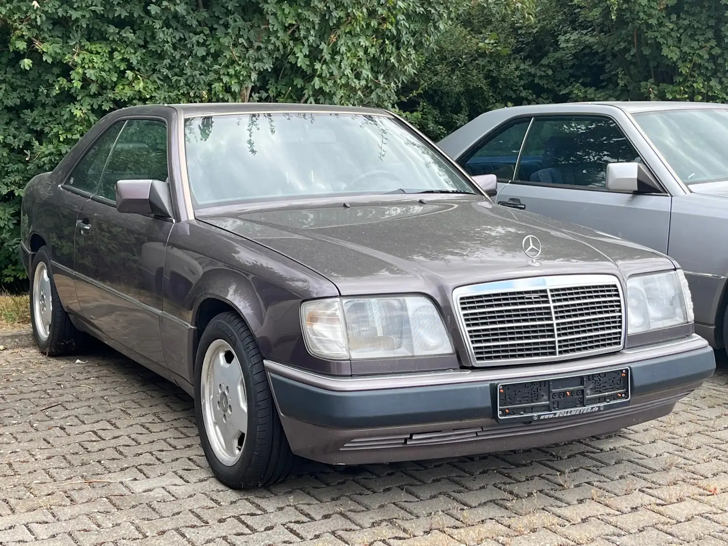 Mercedes-Benz CE 300 Sitzheizung / Schiebedach / elektr. Fensterheber Szürke - 1