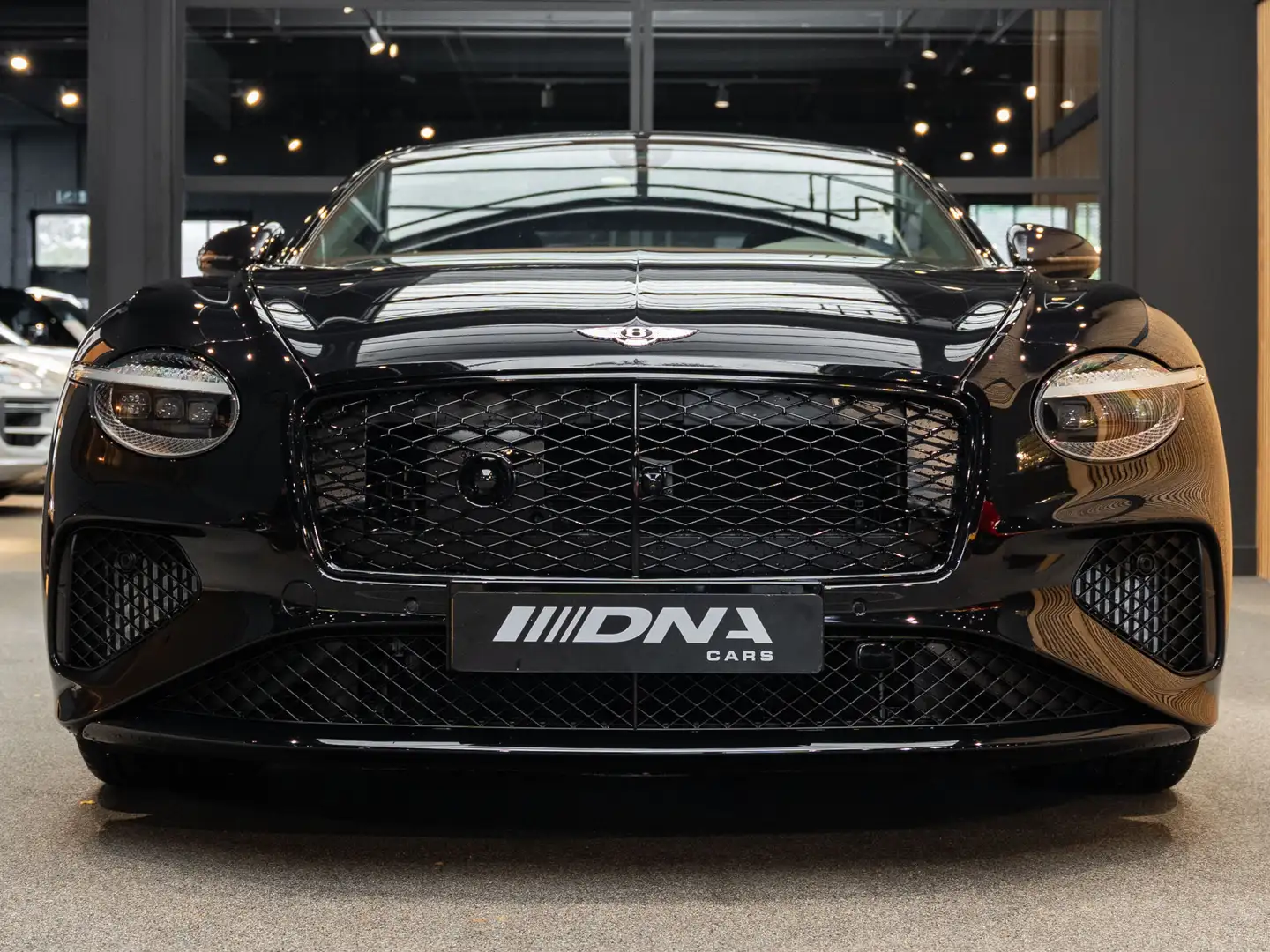 Bentley Continental GT V8 Hybrid B&O 4.0 V8 Hybrid Pano Massage Noir - 2