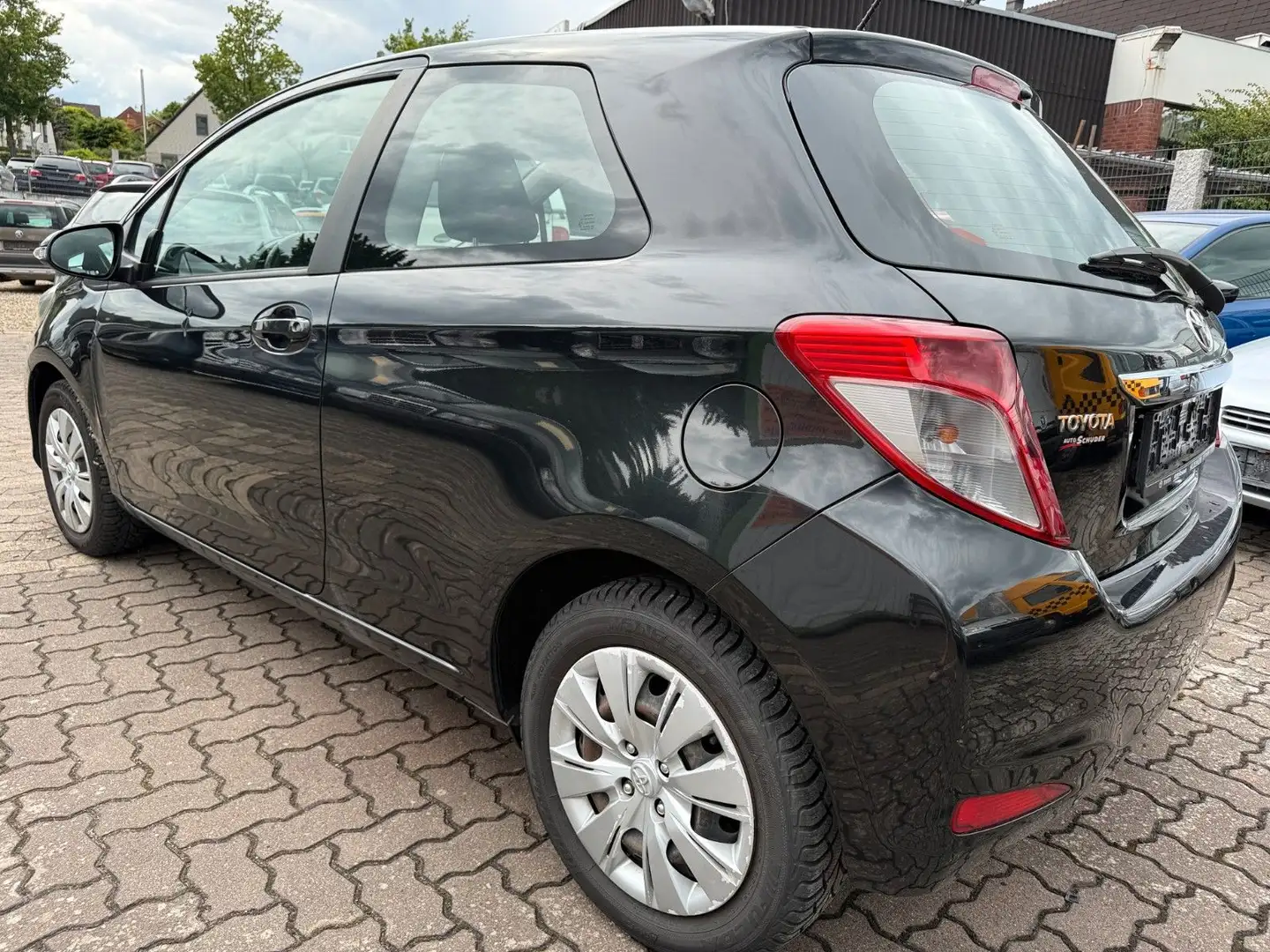 Toyota Yaris 1,0-l-Dual-VVT-i Klimaanlage Noir - 2