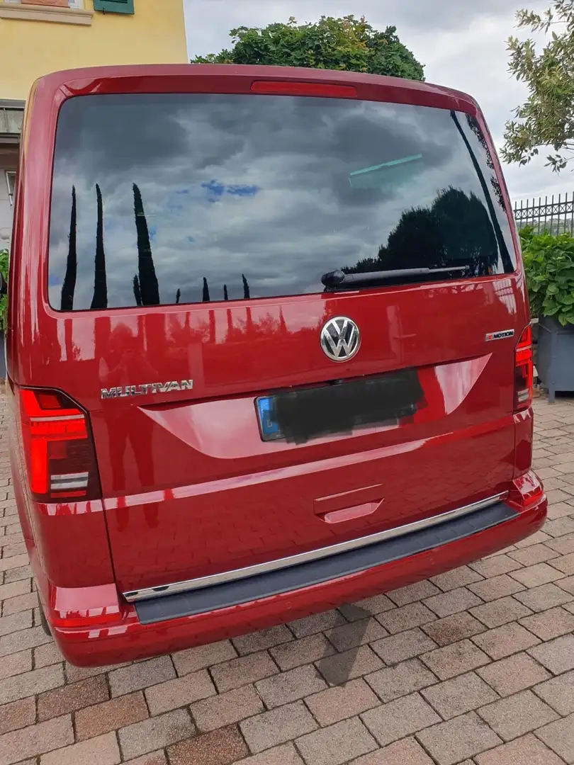 Volkswagen T6.1 Multivan DSG Lang 4MOTION Comfortline Rouge - 2