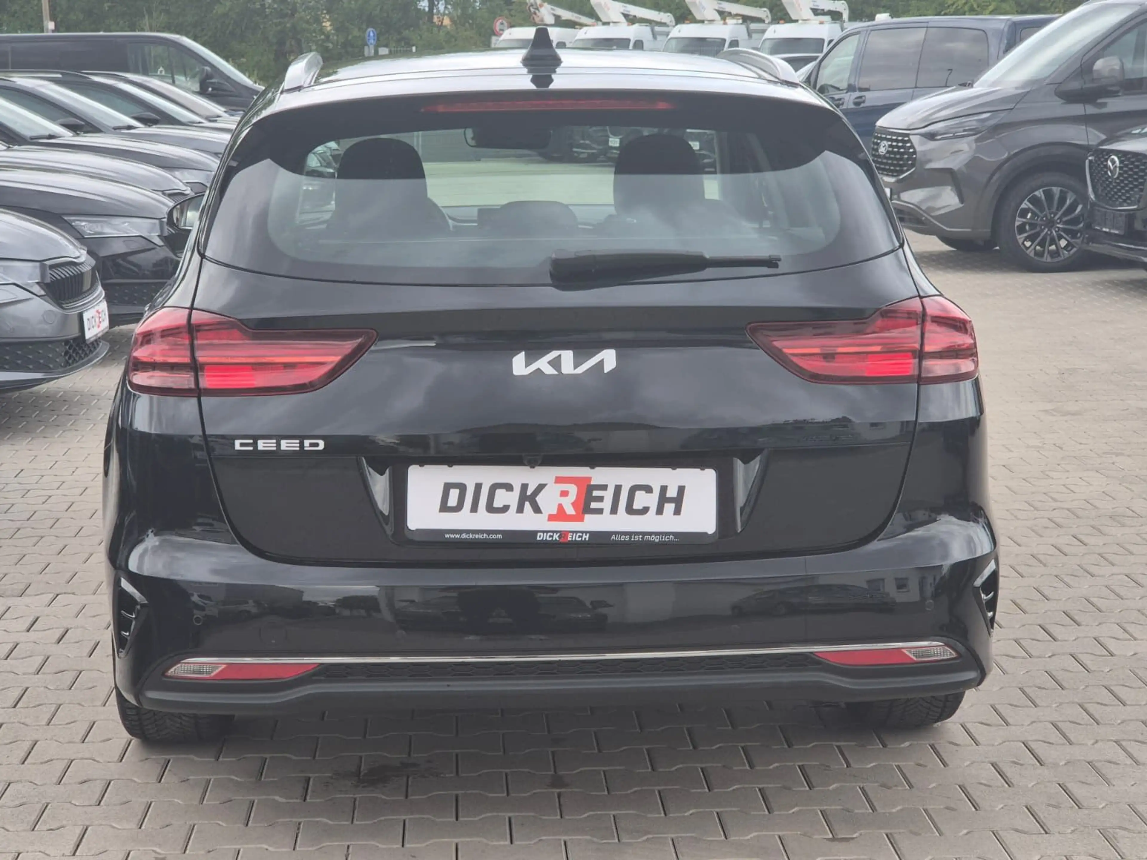 Kia Ceed / cee'd 1.5 DCT Spirit ACC*LED*JBL*APP* — photo 5