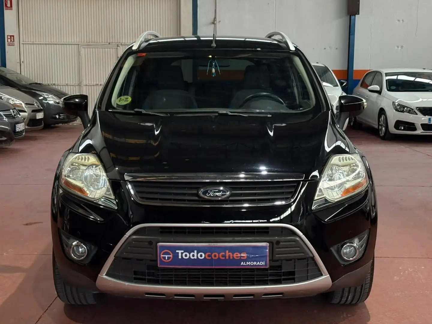 Ford Kuga 2.0TDCI Trend 2WD Negro - 2