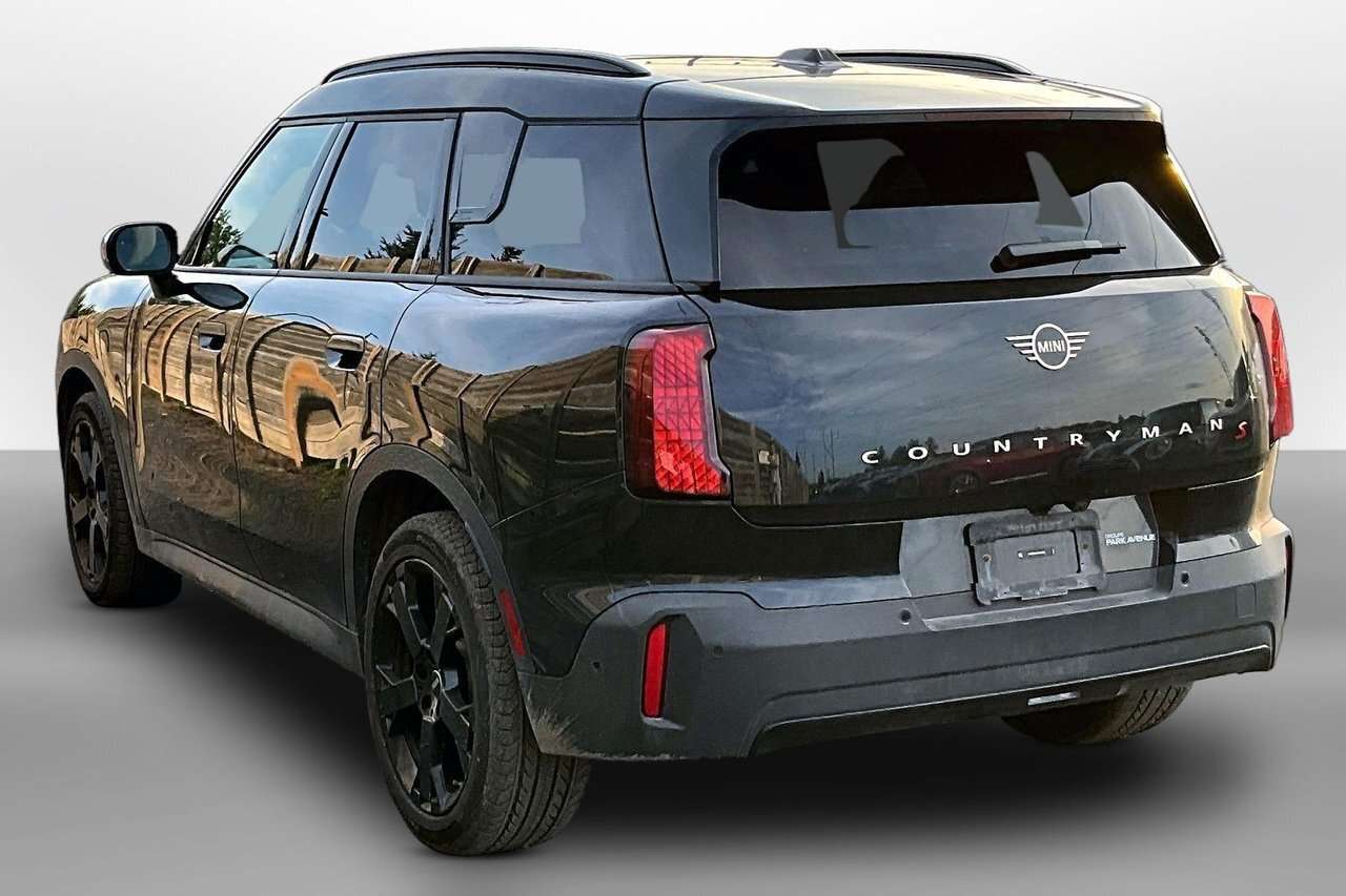 2026 MINI Countryman Base Premier Package / Ensemble Premier — снимка 1