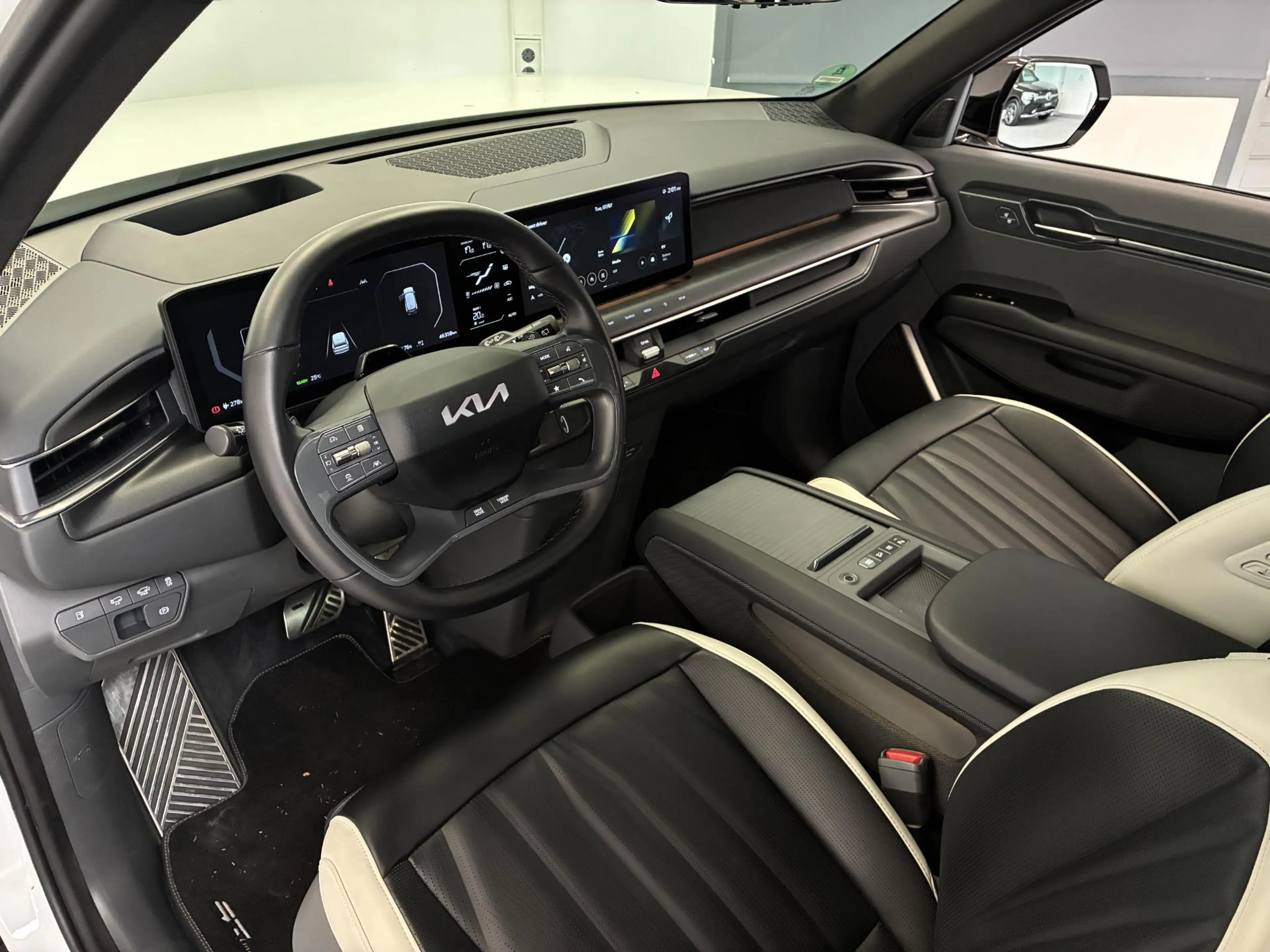 Kia EV9 Launch Edition GT-Line AWD 99.8 kWh | 7-ZITS | 100 — photo 4