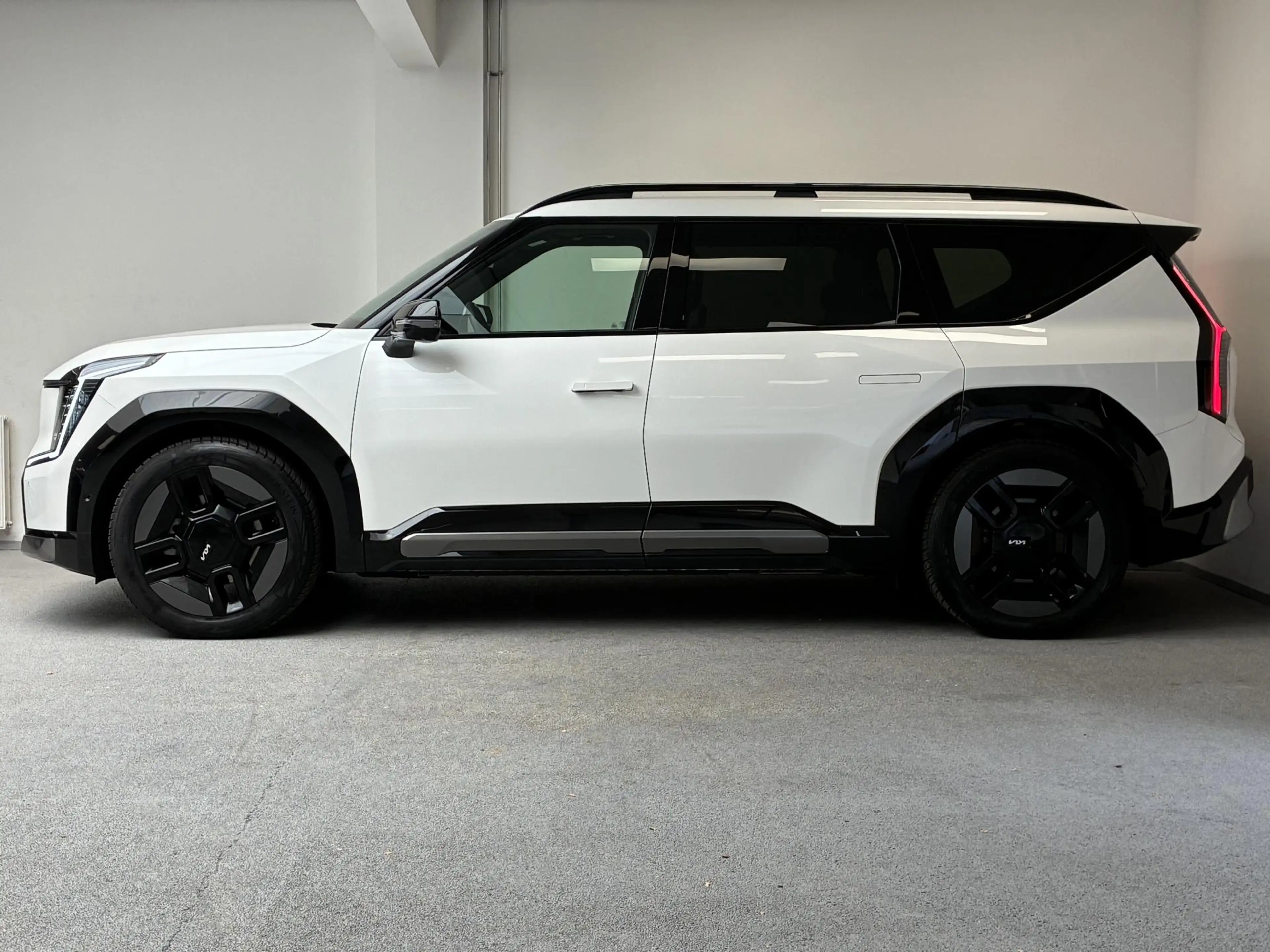 Kia EV9 Launch Edition GT-Line AWD 99.8 kWh | 7-ZITS | 100 — photo 12