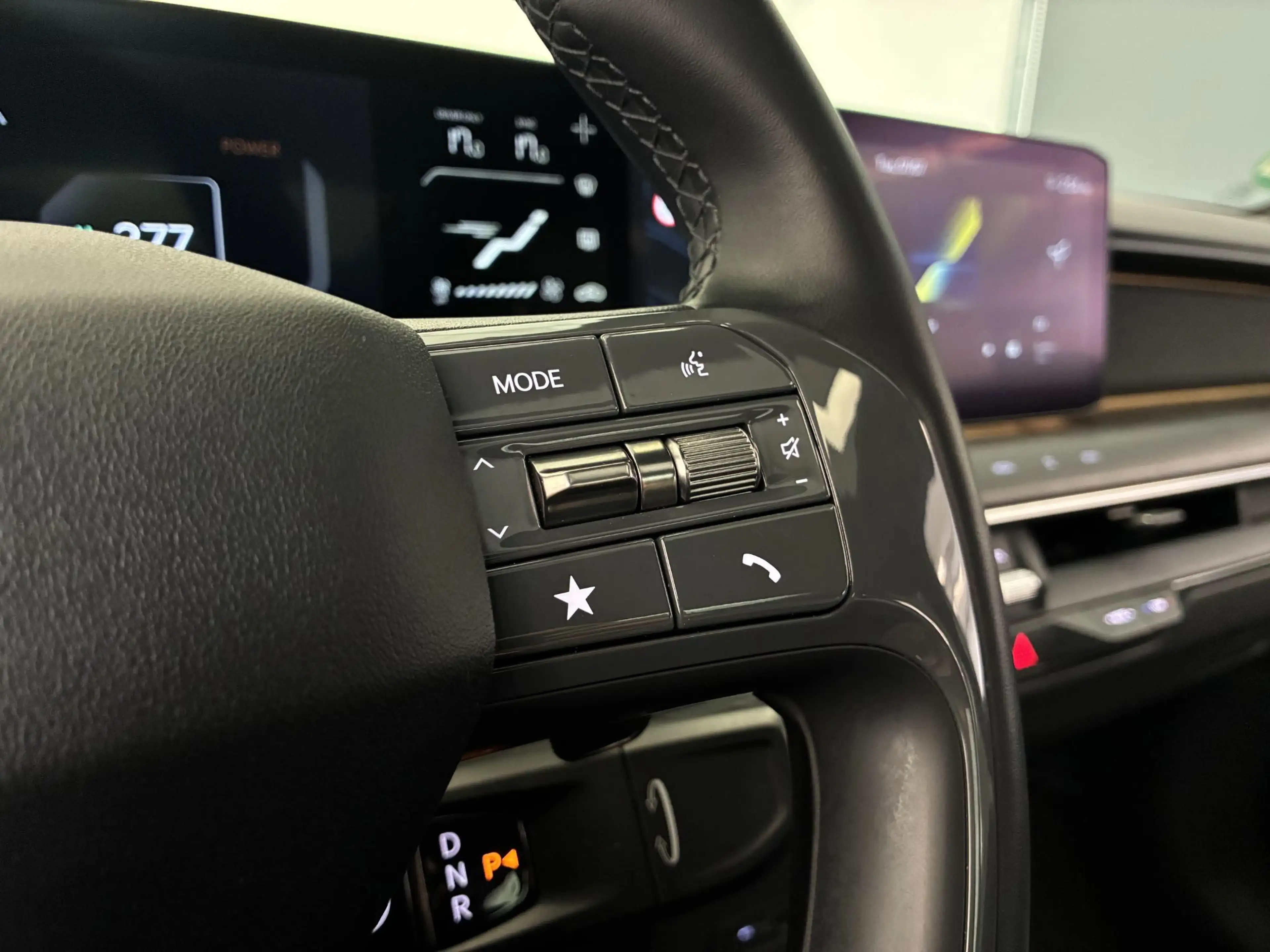 Kia EV9 Launch Edition GT-Line AWD 99.8 kWh | 7-ZITS | 100 — photo 40