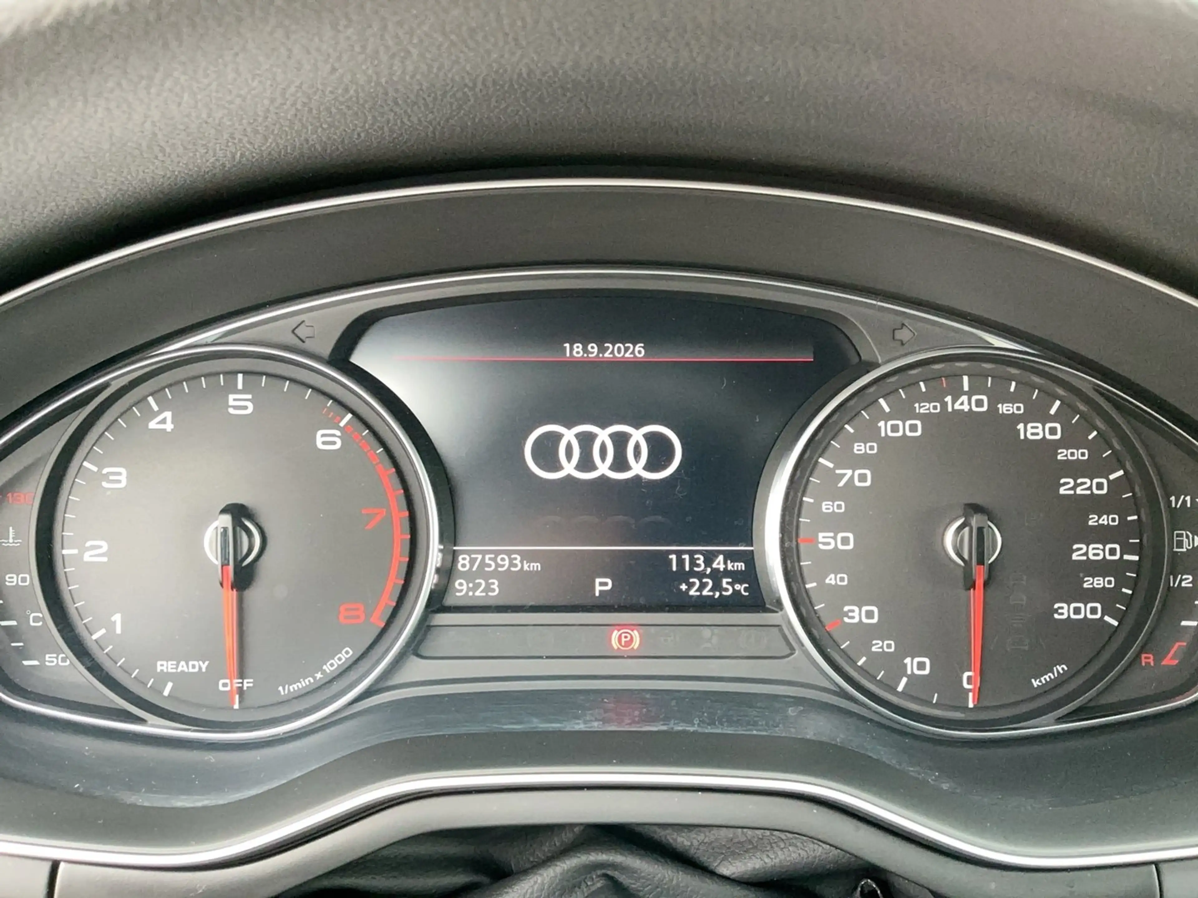 Audi A4 40 TFSI quattro advanced — photo 15