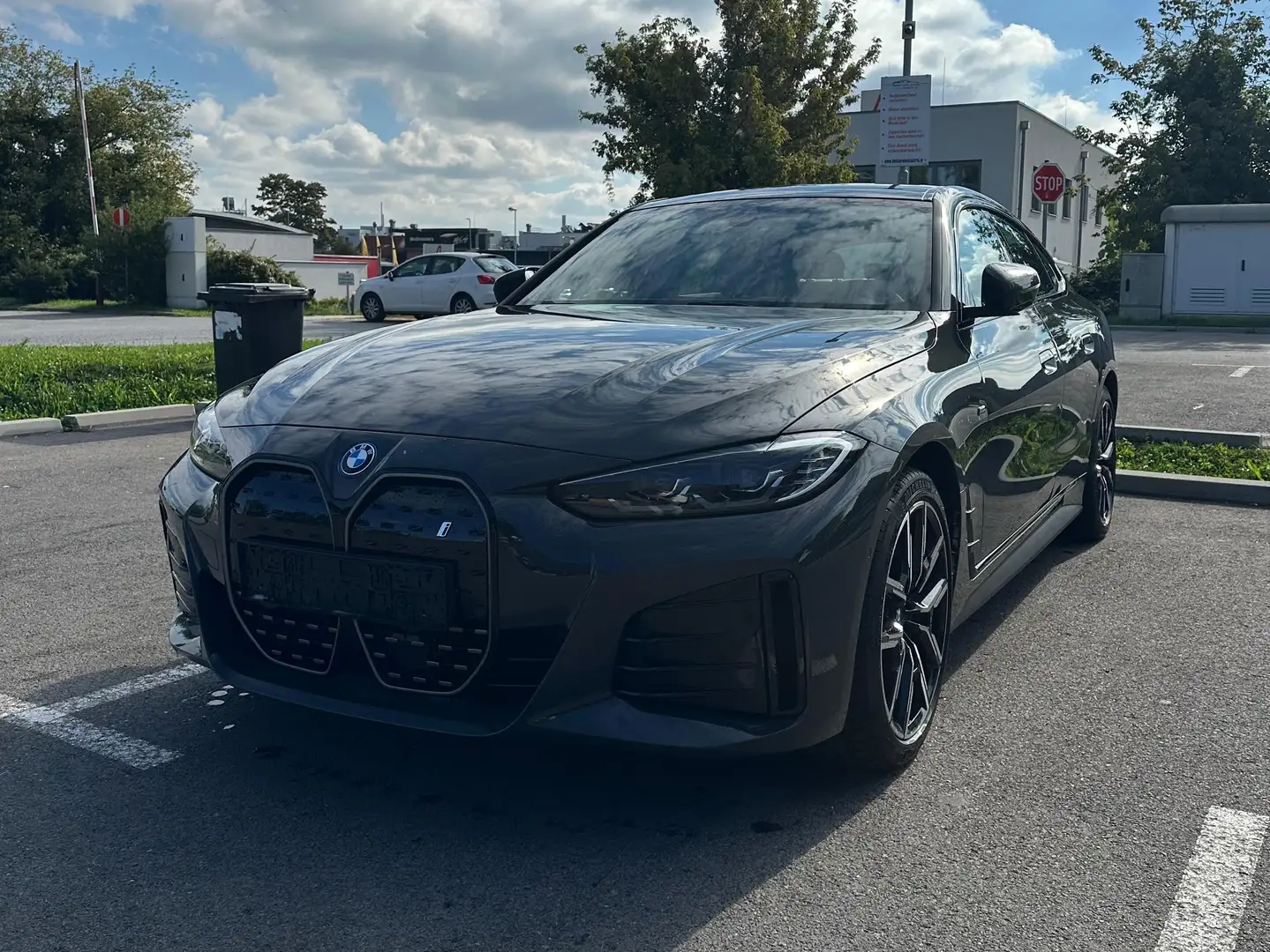 BMW i4 i4 Gran Coupe eDrive40 80,7kWh Grau - 1