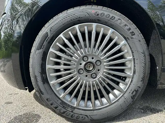 Fiat 500 view 8