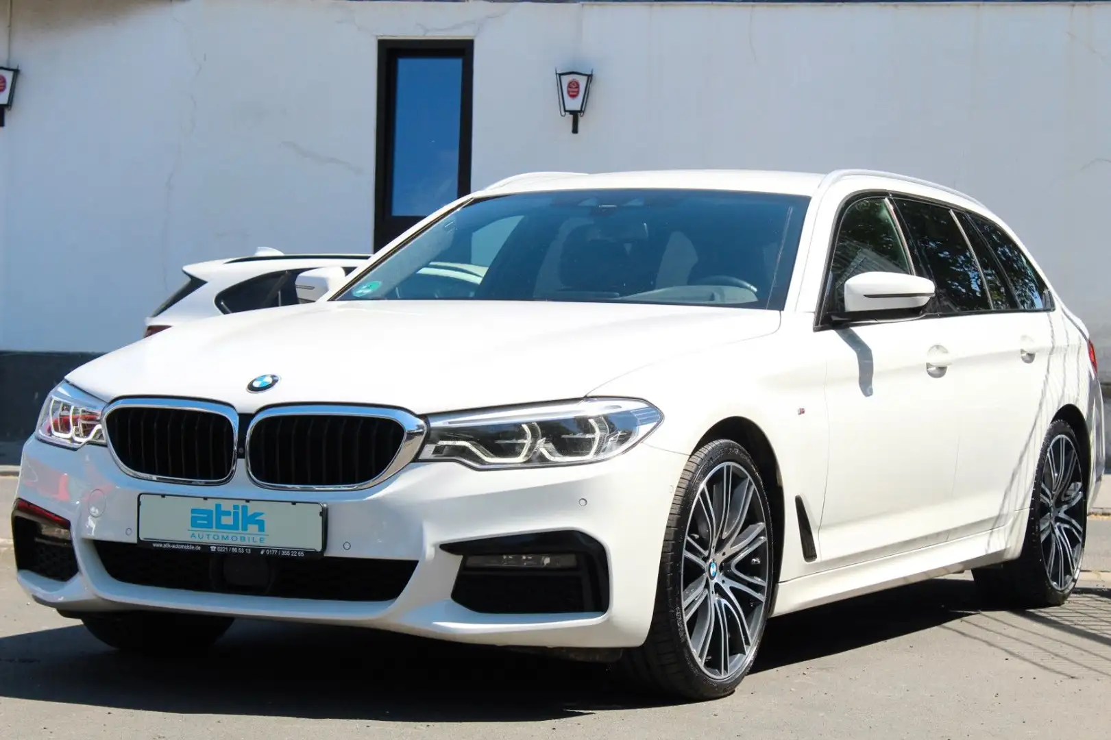 BMW 530 xDr. M-SPORT 1.Hand 360° 20" Standhz ACC HUD Wit - 1