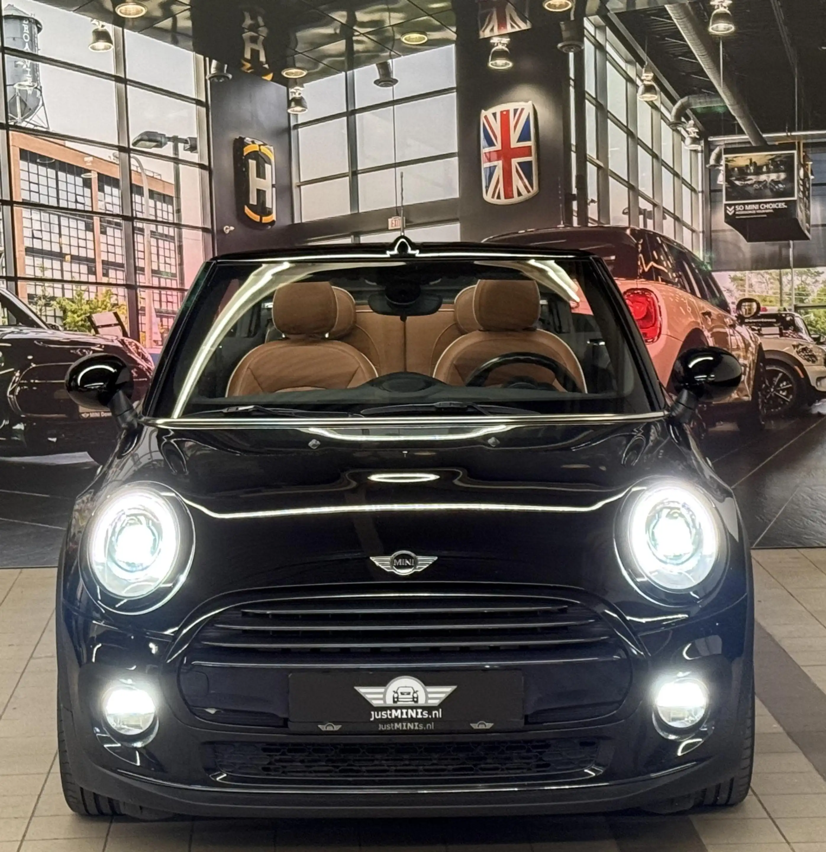 MINI Cooper Cabrio AUT LEDER|NAVI|LED\1E EIG — photo 5