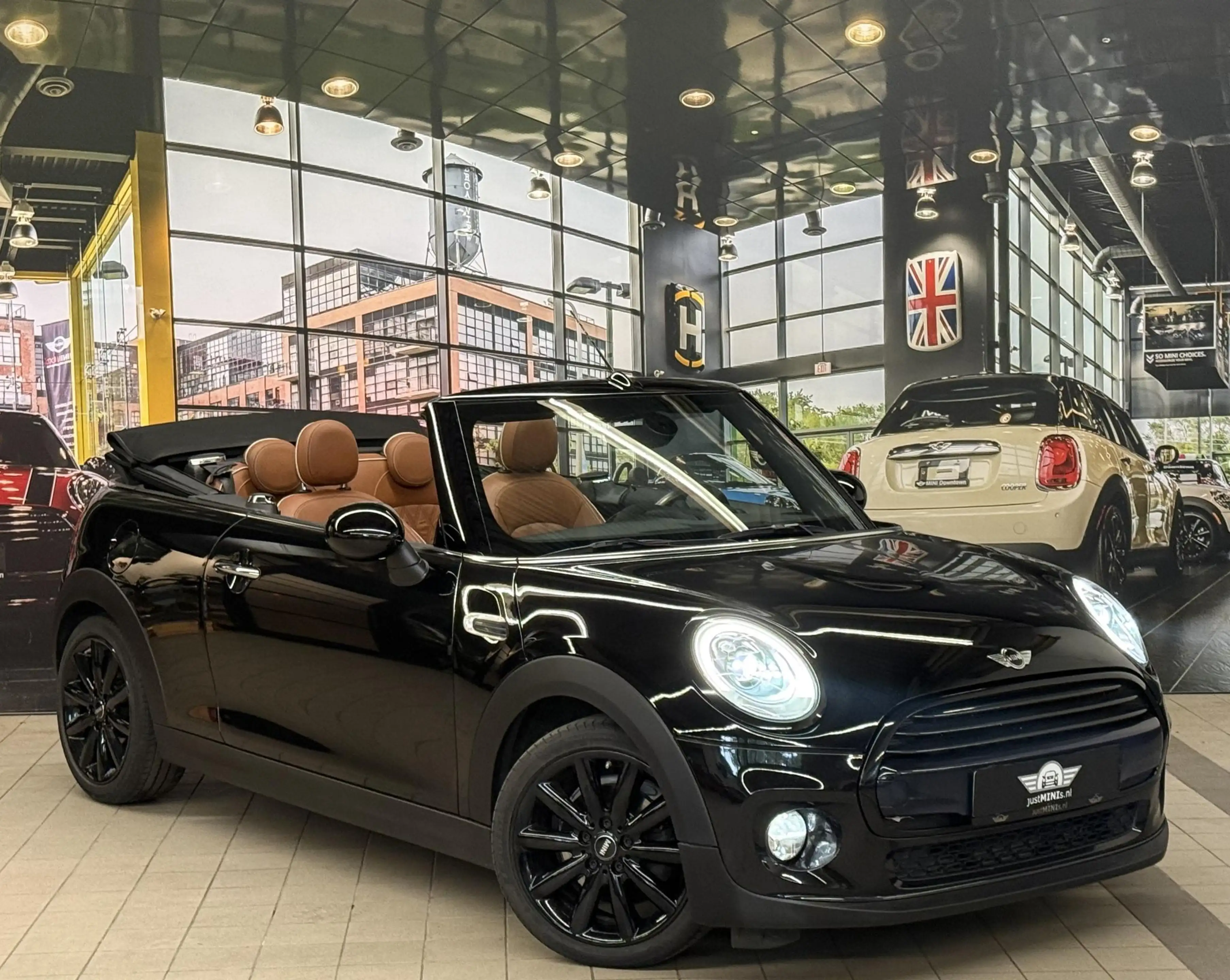 MINI Cooper Cabrio AUT LEDER|NAVI|LED\1E EIG — photo 9