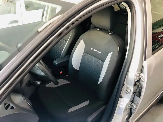 Dacia Sandero view 8