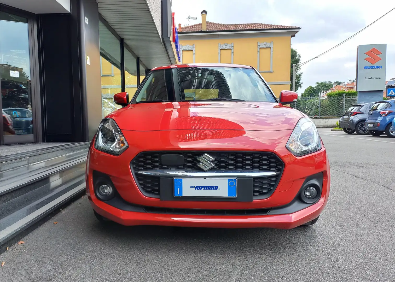 Suzuki Swift 1.2 Hybrid Top Rosso - 2