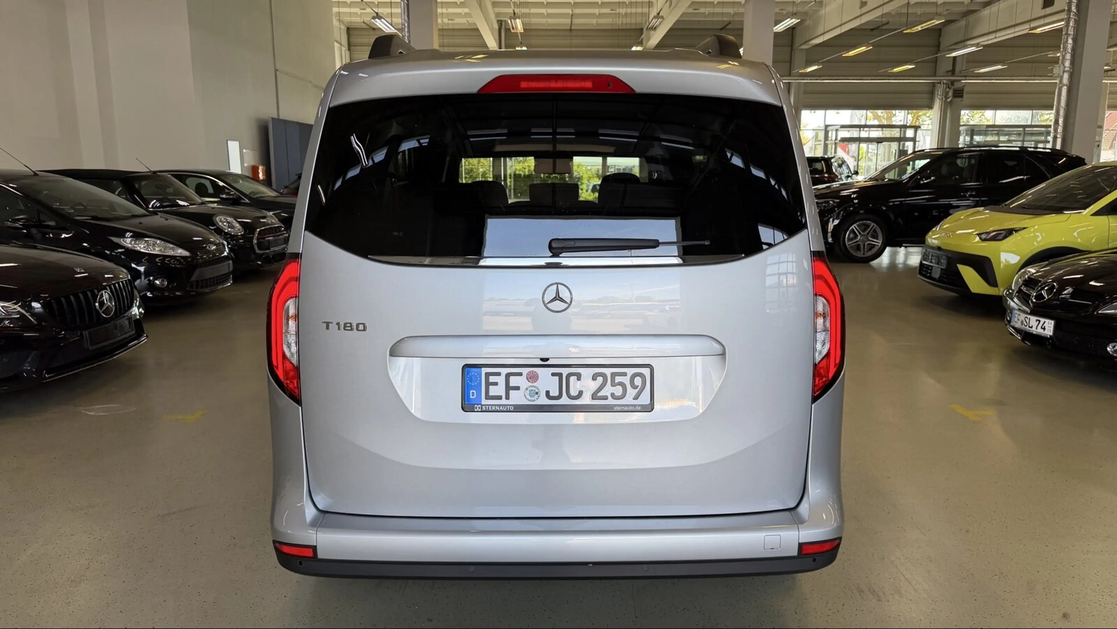 Mercedes-Benz T-Class T 180 PROGR LANG+MBUX+LED+KLIMA+KAMERA+SITZHZG — photo 7