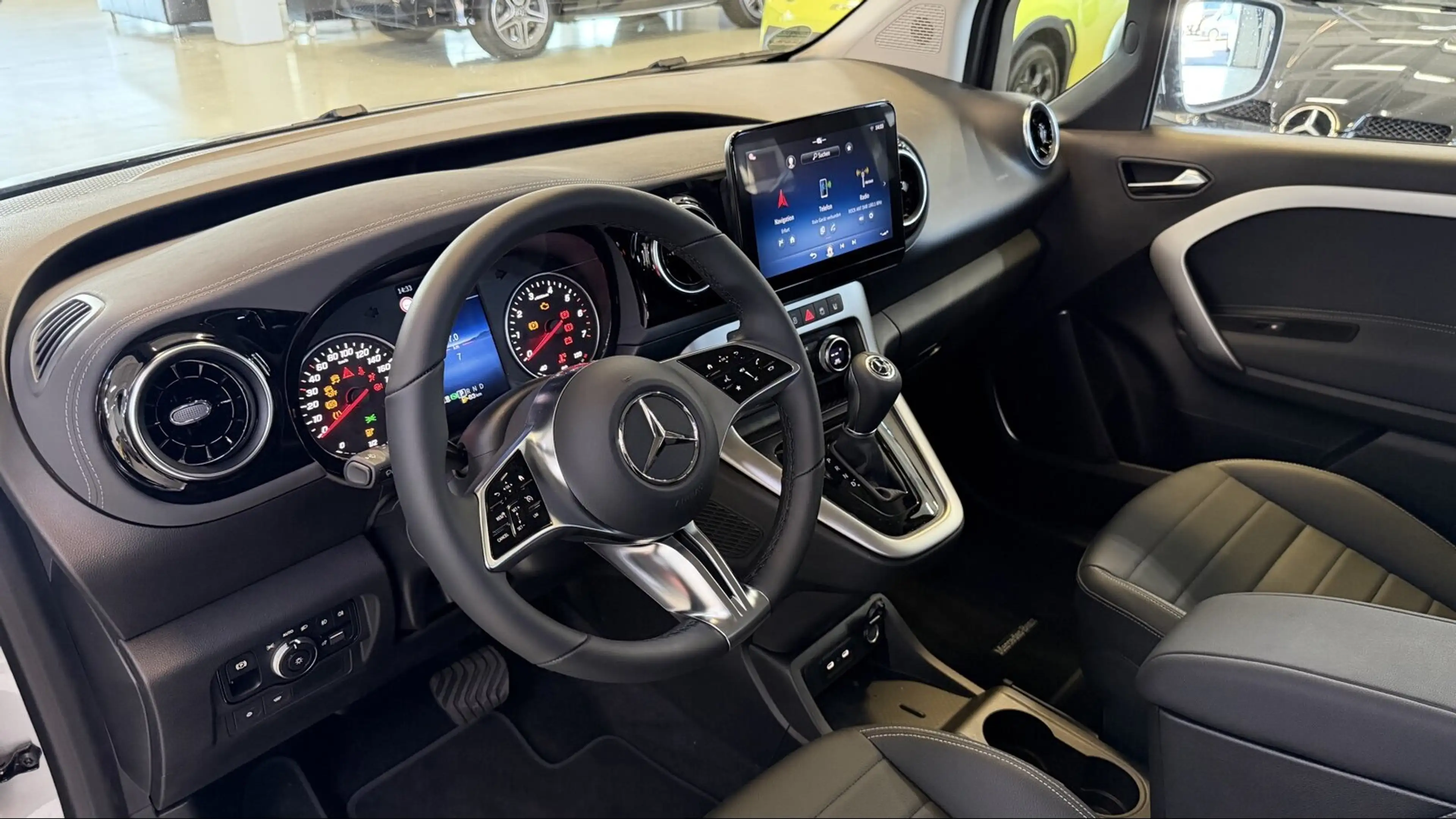 Mercedes-Benz T-Class T 180 PROGR LANG+MBUX+LED+KLIMA+KAMERA+SITZHZG — photo 10