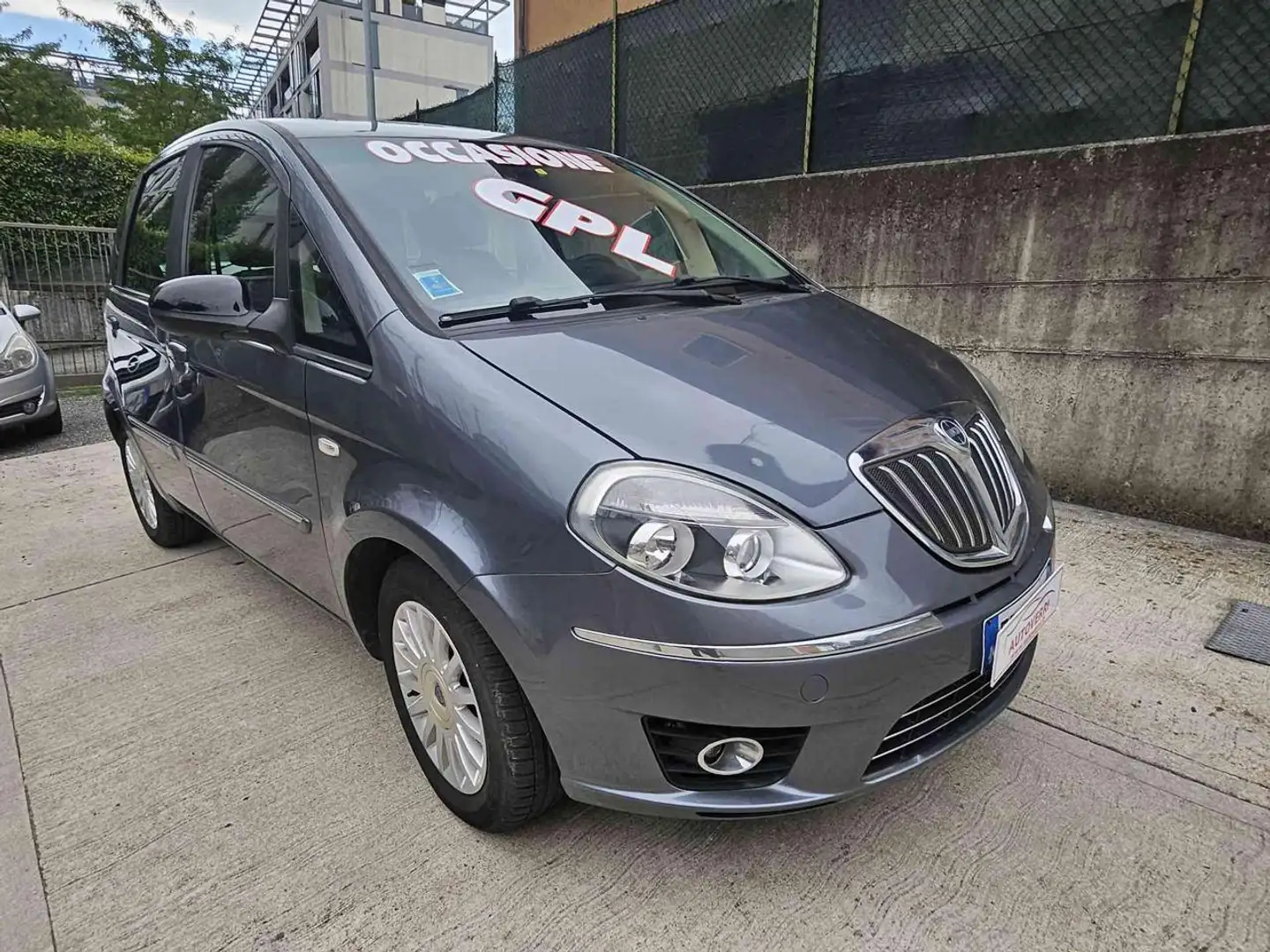 Lancia MUSA 1.4 8V Ecochic BOMBOLA GPL NUOVA NEOPATENTATI OK! Argento - 1