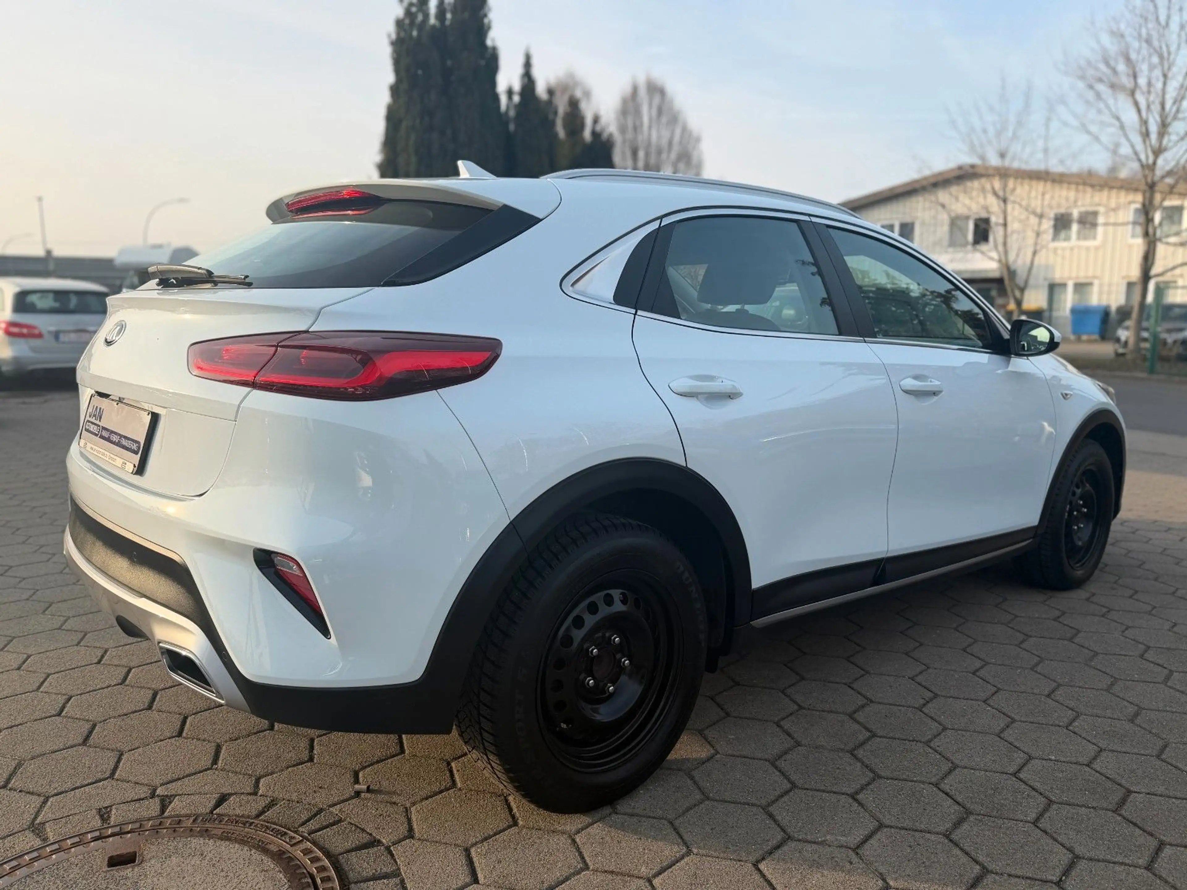 Kia XCeed Vision S-Heft LED SHZ T-Leder — photo 5