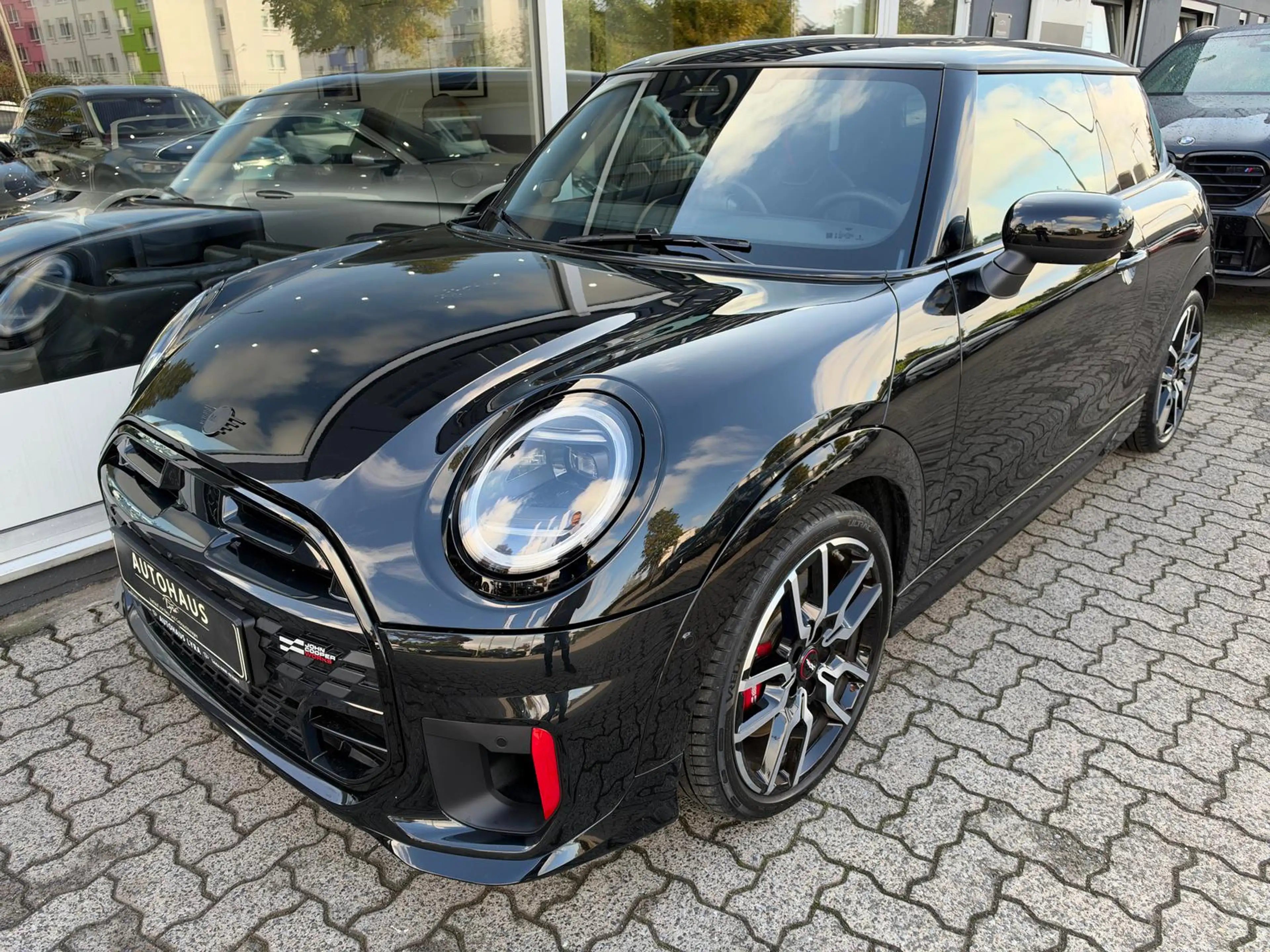 MINI John Cooper Works LED*NAVI*HUD*H&K*PANO*360°KAM* — photo 4