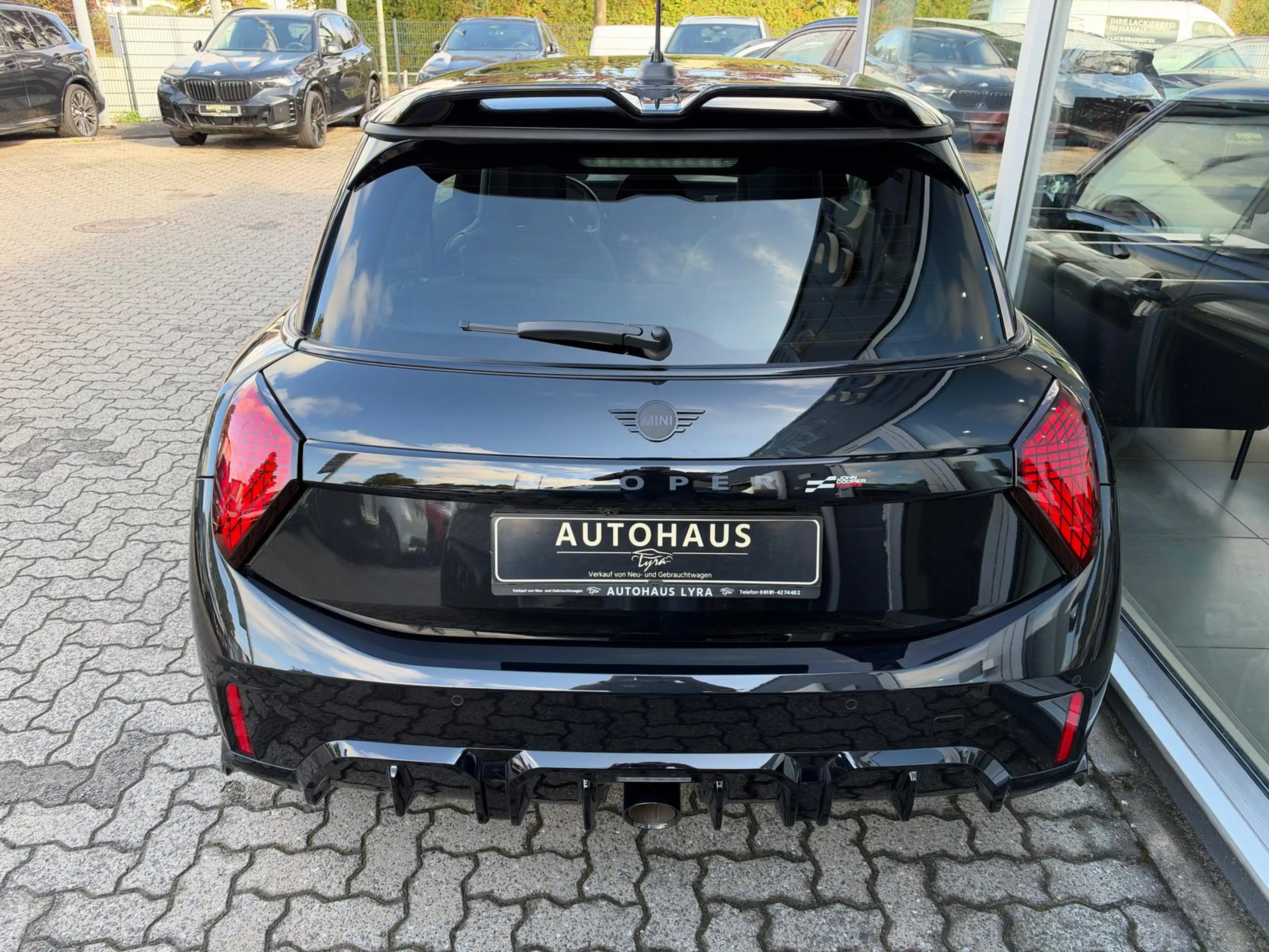 MINI John Cooper Works LED*NAVI*HUD*H&K*PANO*360°KAM* — photo 6