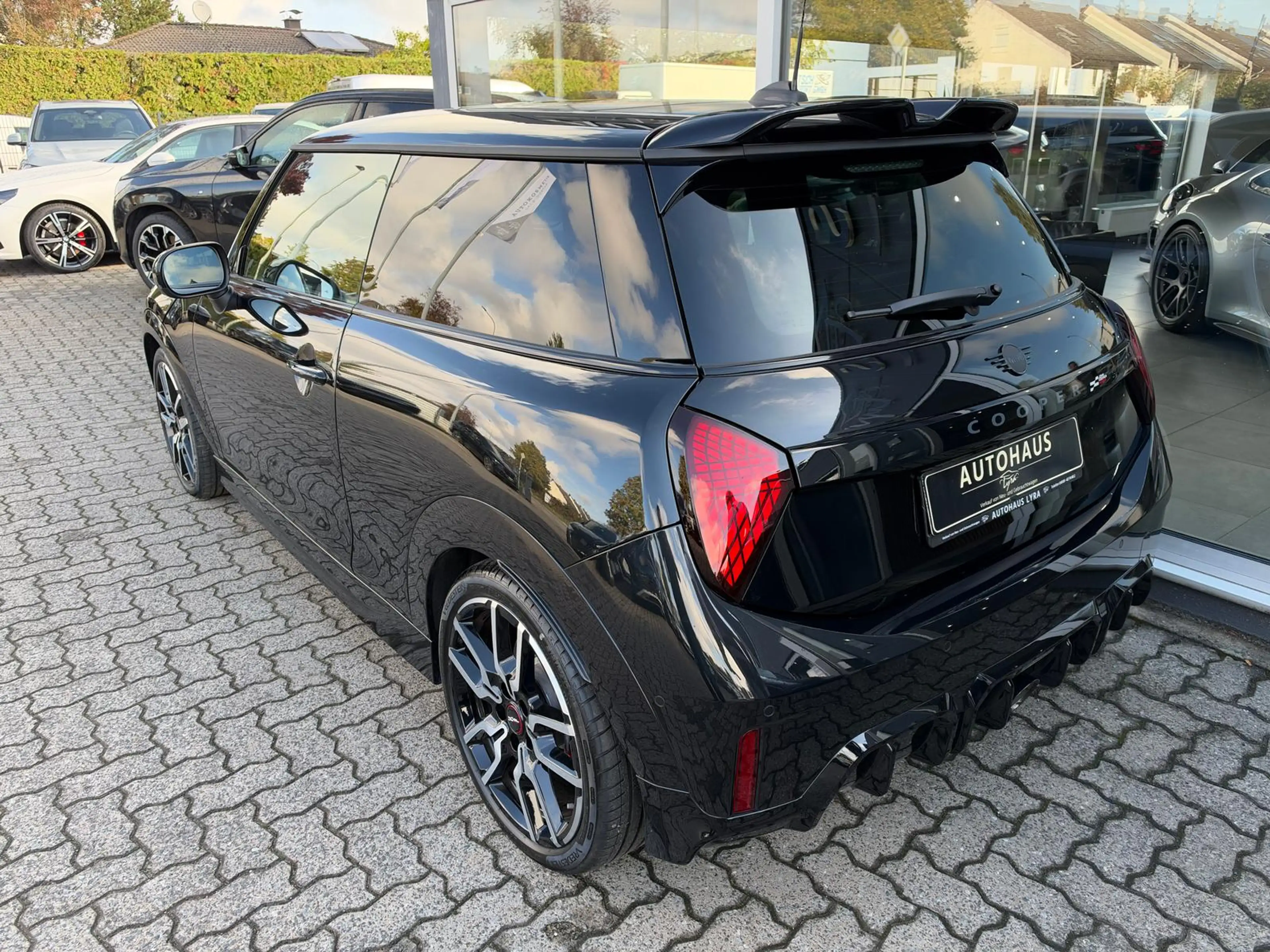 MINI John Cooper Works LED*NAVI*HUD*H&K*PANO*360°KAM* — photo 7