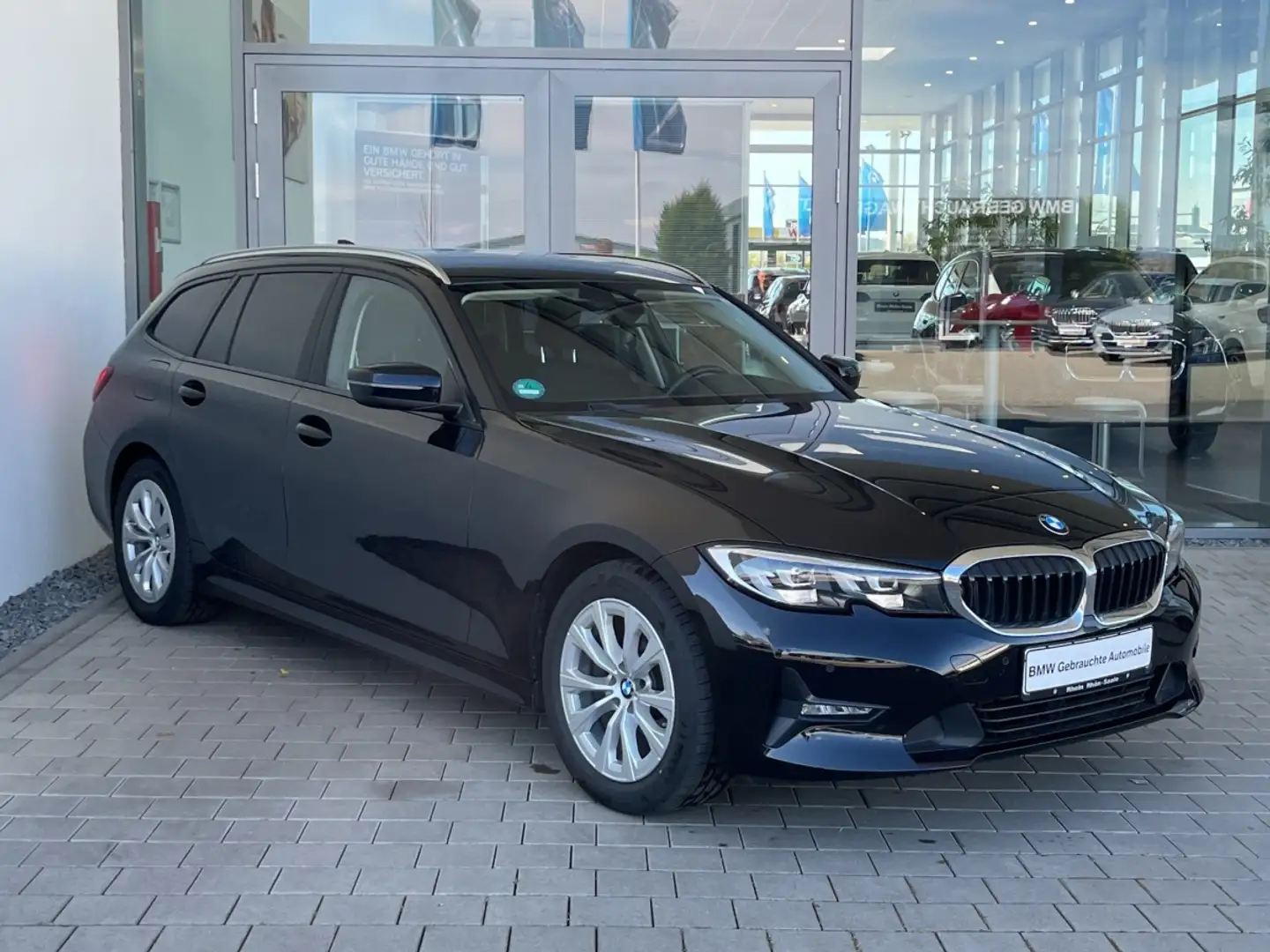BMW 318 d Touring Advantage Navi.Tempo.PDC.Lordose.SH Schwarz - 2