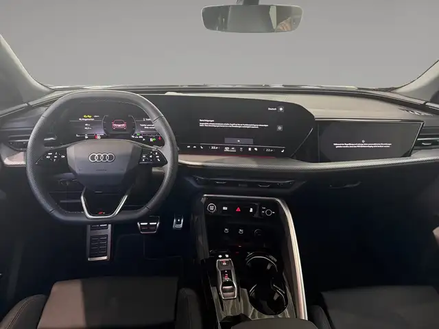 Audi Q5 view 7