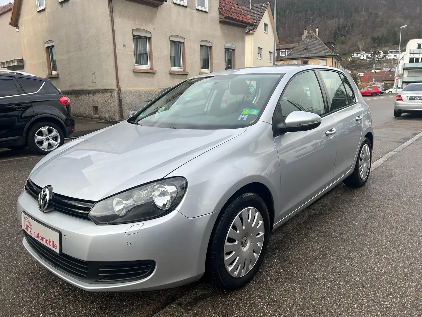 Volkswagen Golf Trendline BlueMotion/BMT Grijs - 1