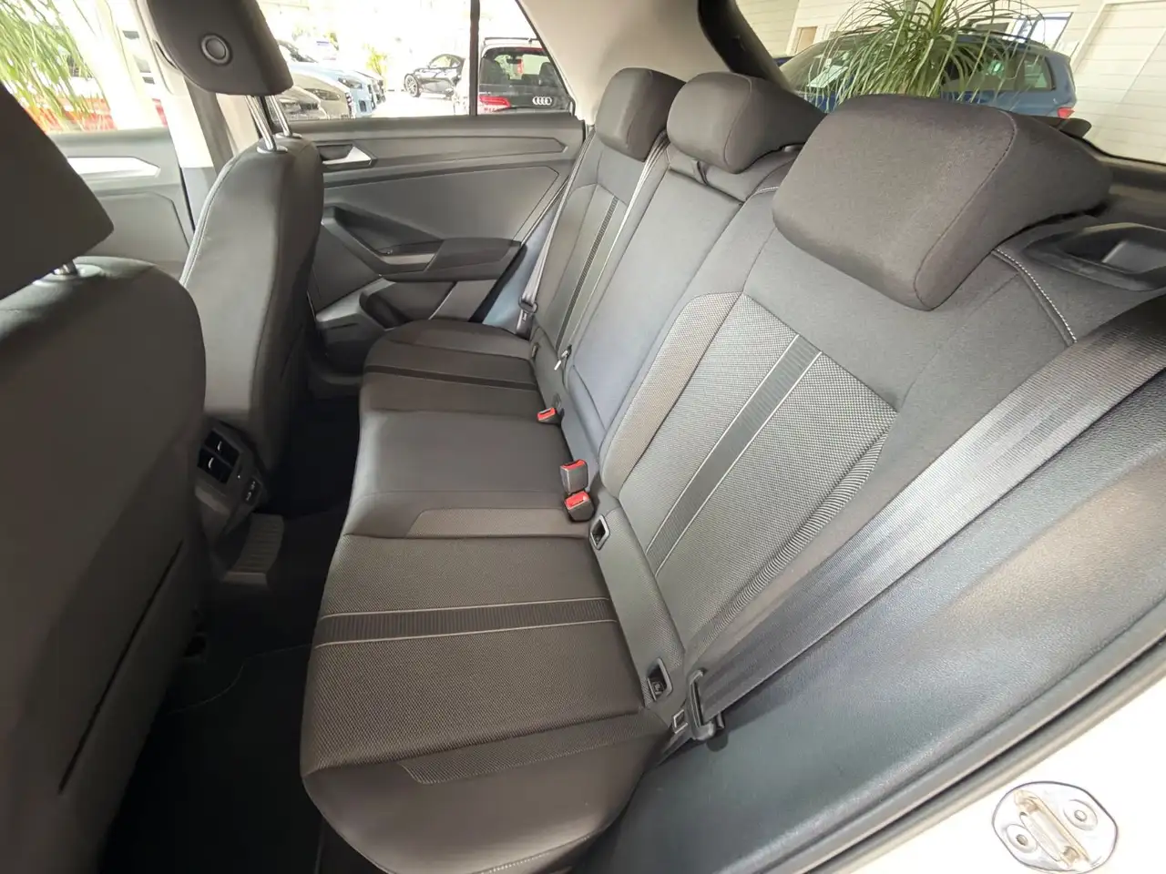 Volkswagen T-Roc Life, миниатюра 14