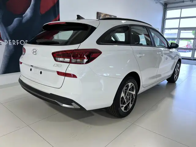 Hyundai I30 view 5