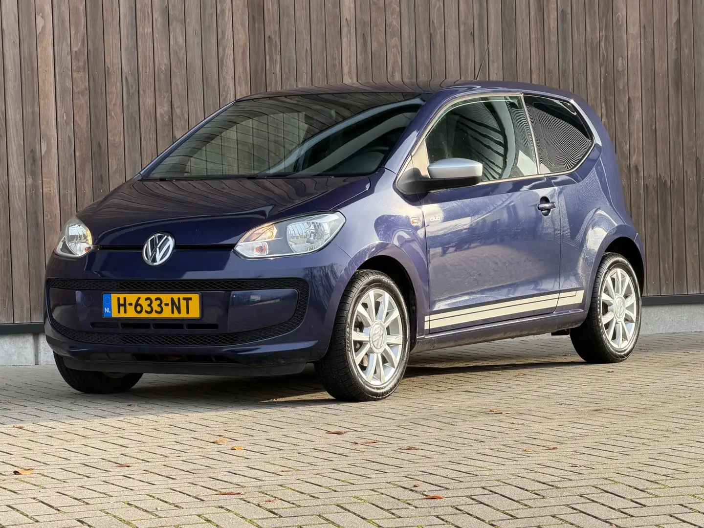 Volkswagen up! 1.0 high up! BlueMotion / Club / LM / Blau - 2