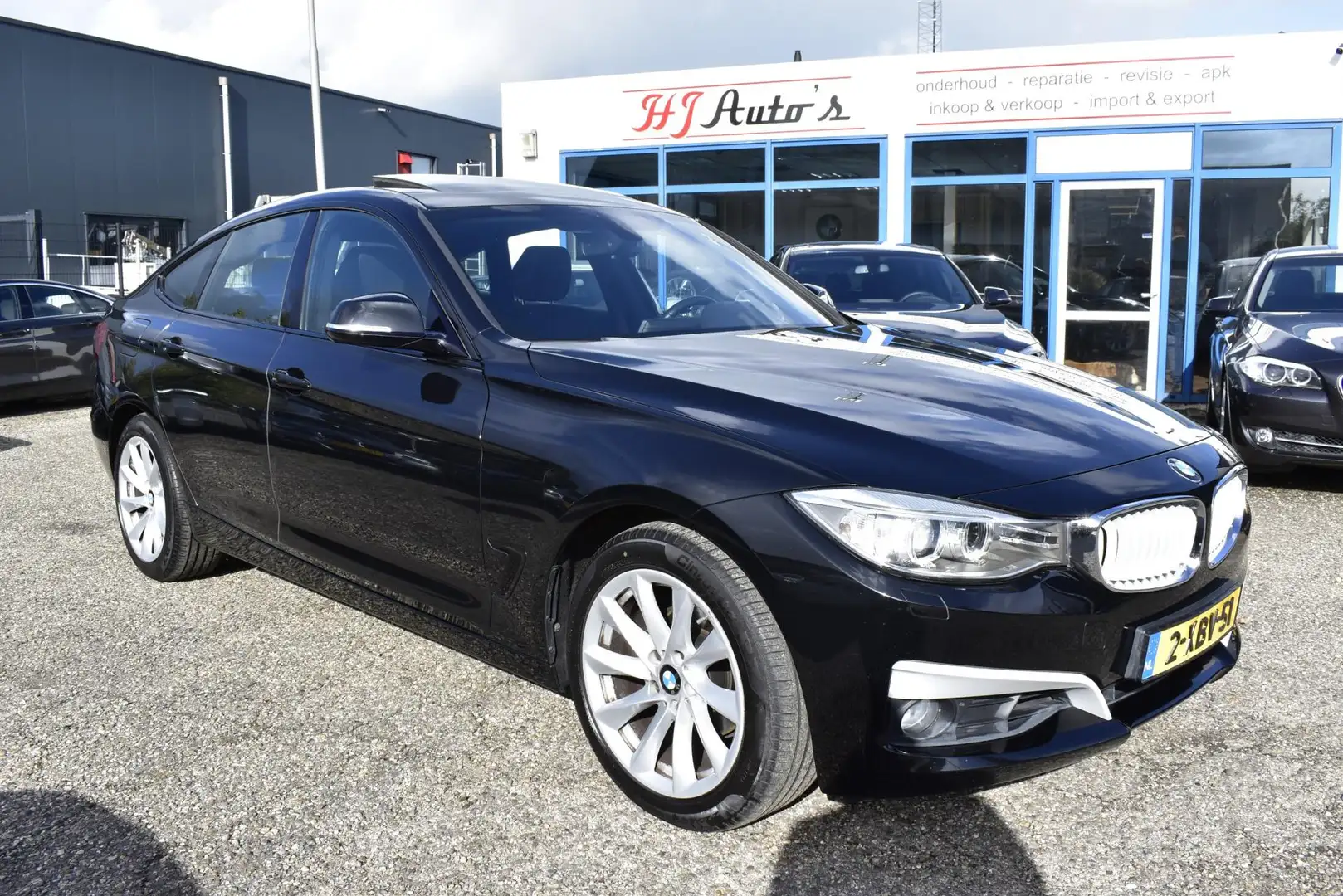 BMW 320 3-serie Gran Turismo 320i Executive Zwart - 1