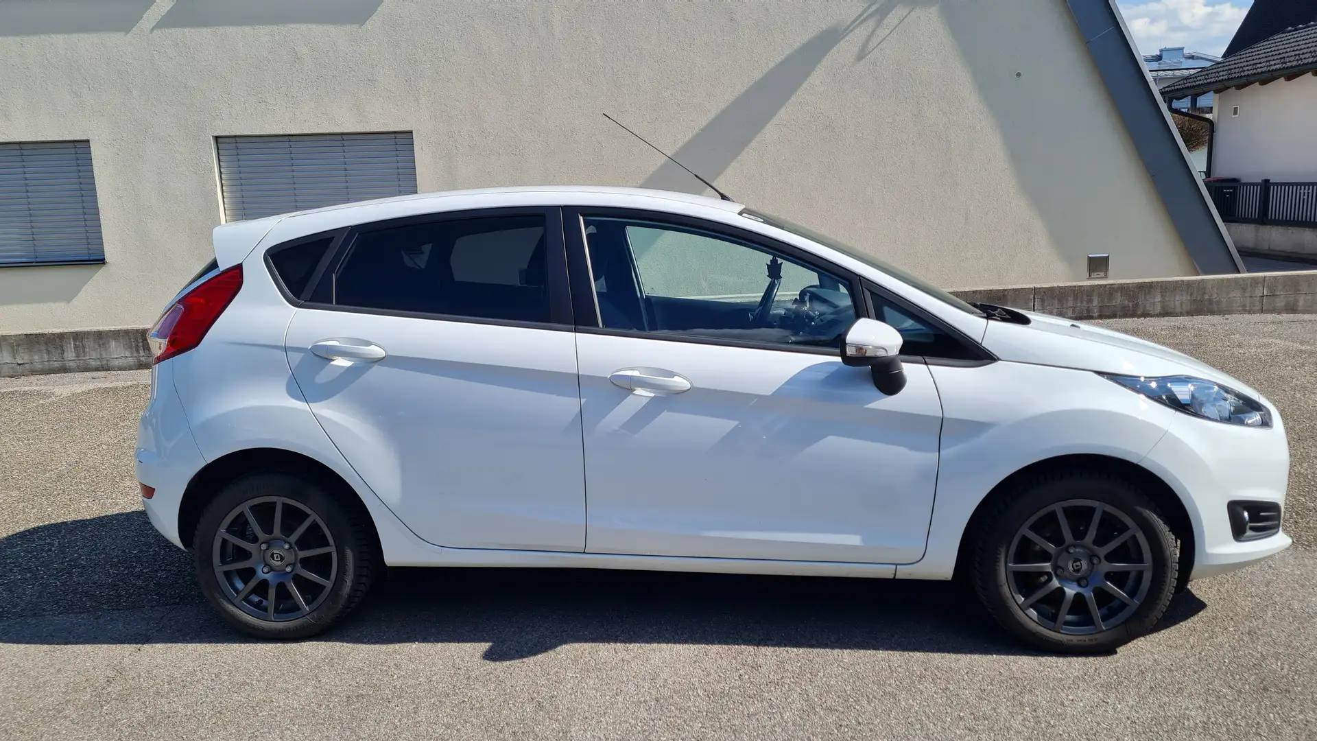 Ford Fiesta Fiesta Trend 1,25 Trend Weiß - 2