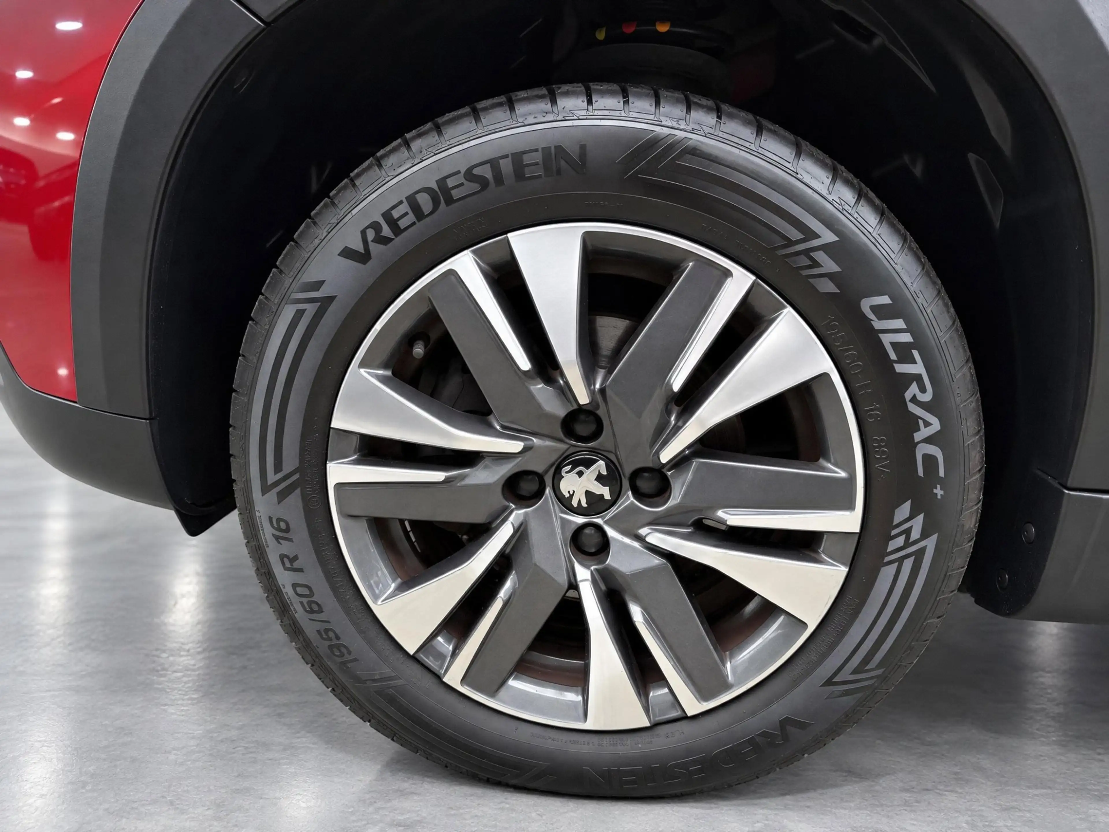 Peugeot 2008 1.2 PureTech Allure met Panorama dak !!! Led !!! D — photo 9