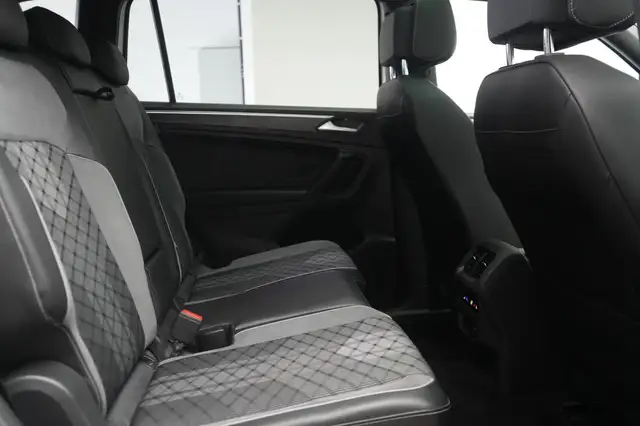 Volkswagen Tiguan view 8